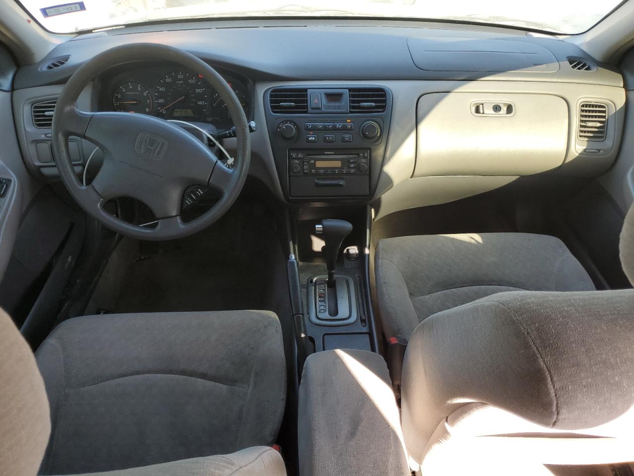 2001 Honda Accord - Image 8