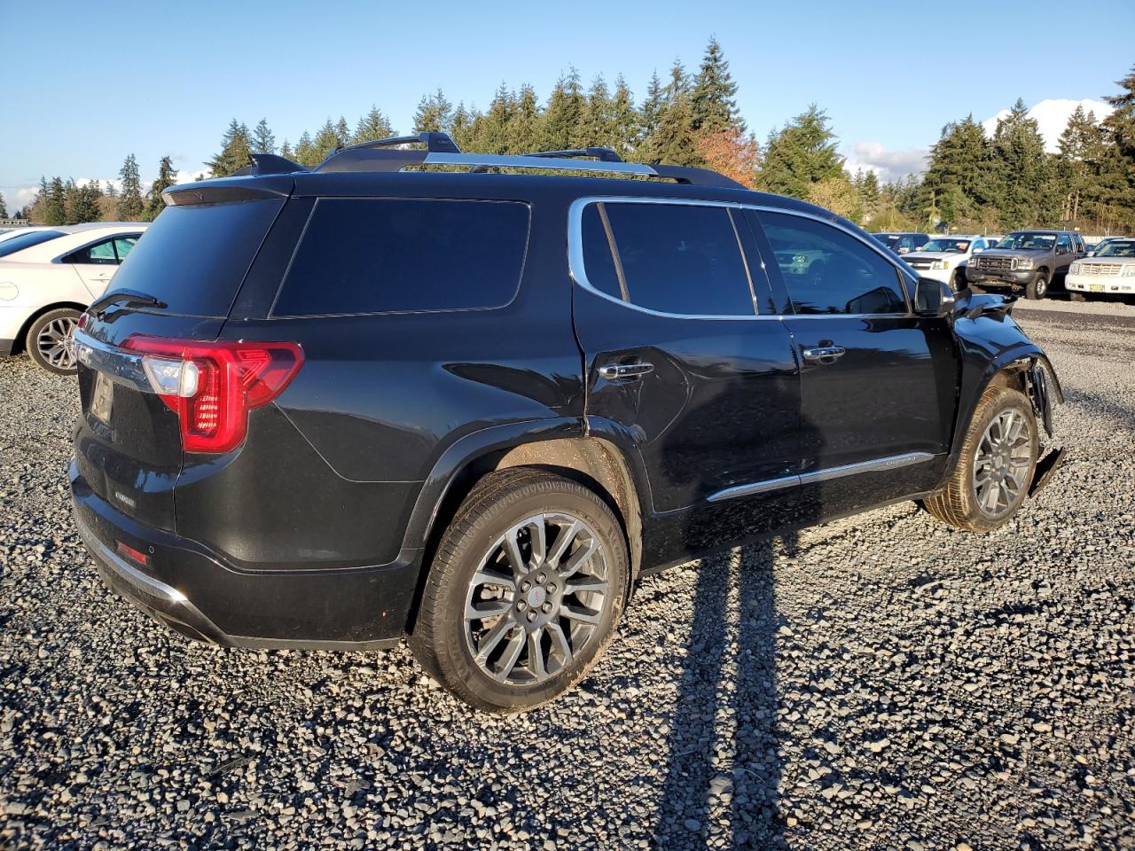 2021 GMC Acadia - Image 3