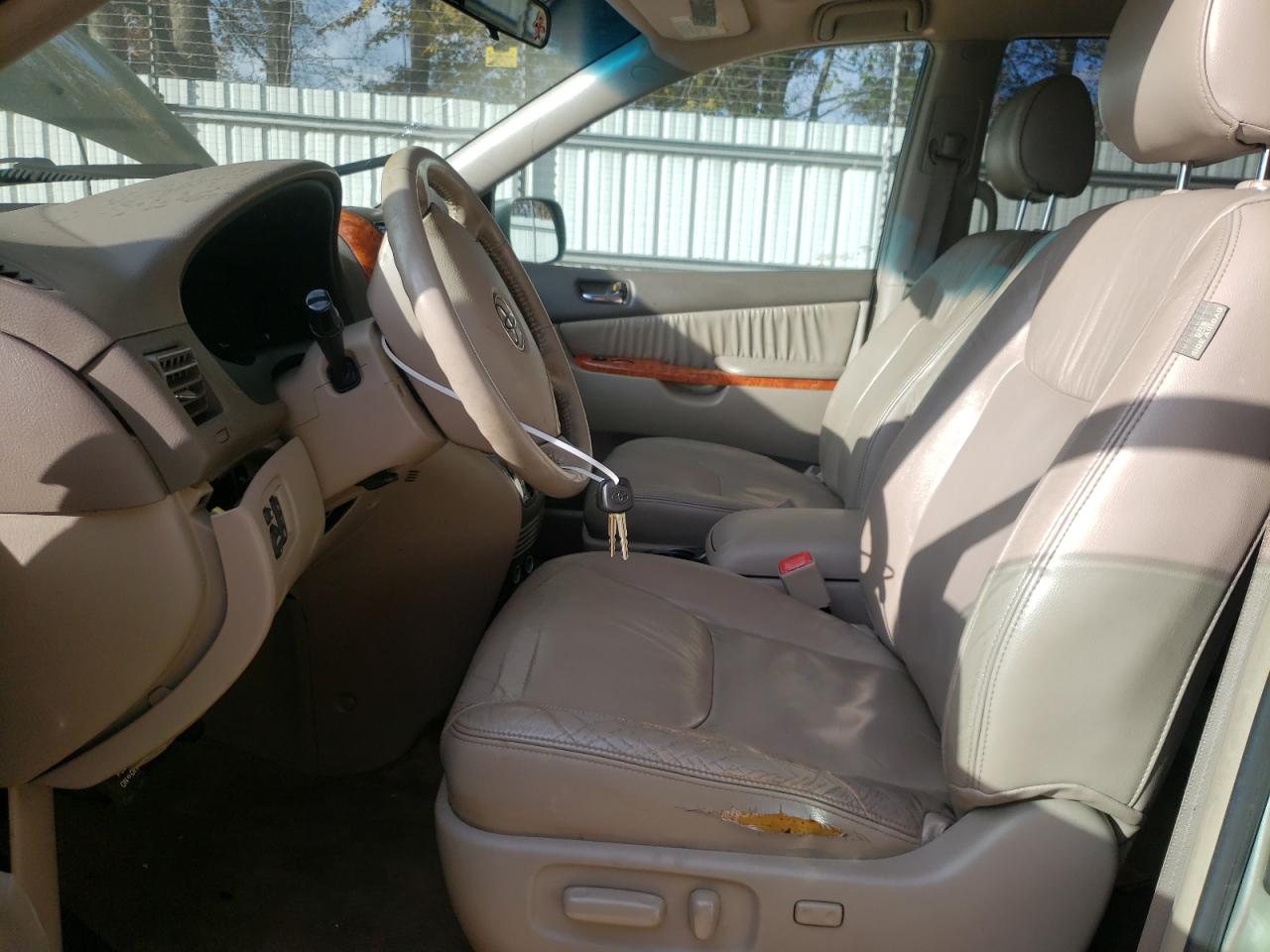 2008 Toyota Sienna - Image 7