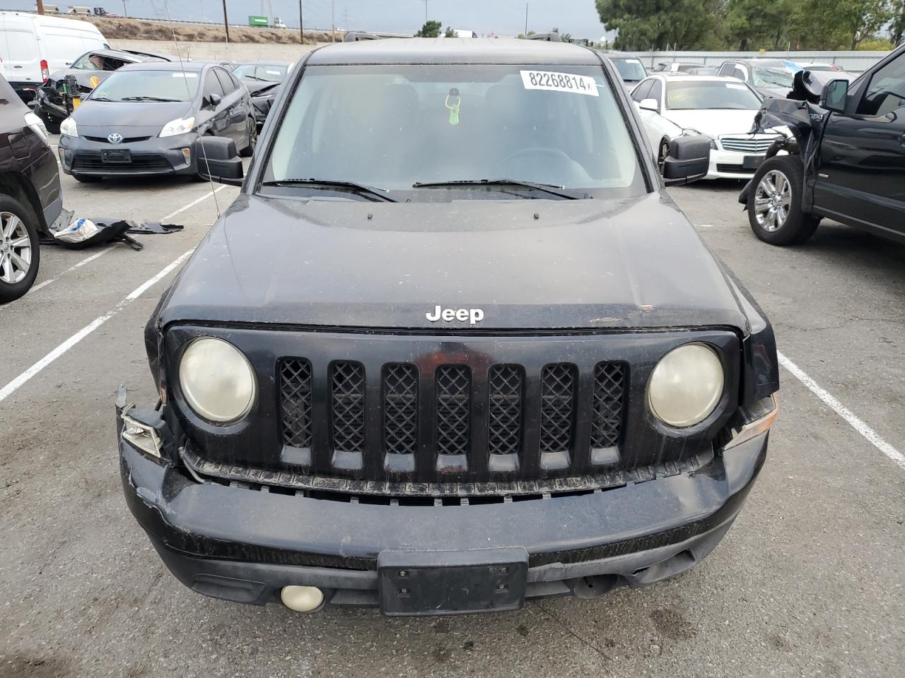 VIN 1C4NJPBA7ED511125 2014 JEEP PATRIOT no.5