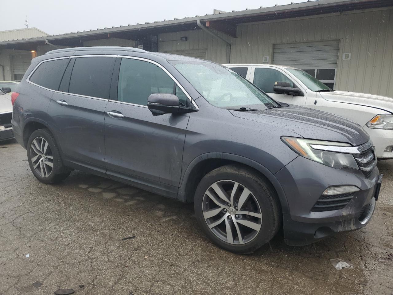 2016 Honda Pilot - Image 4