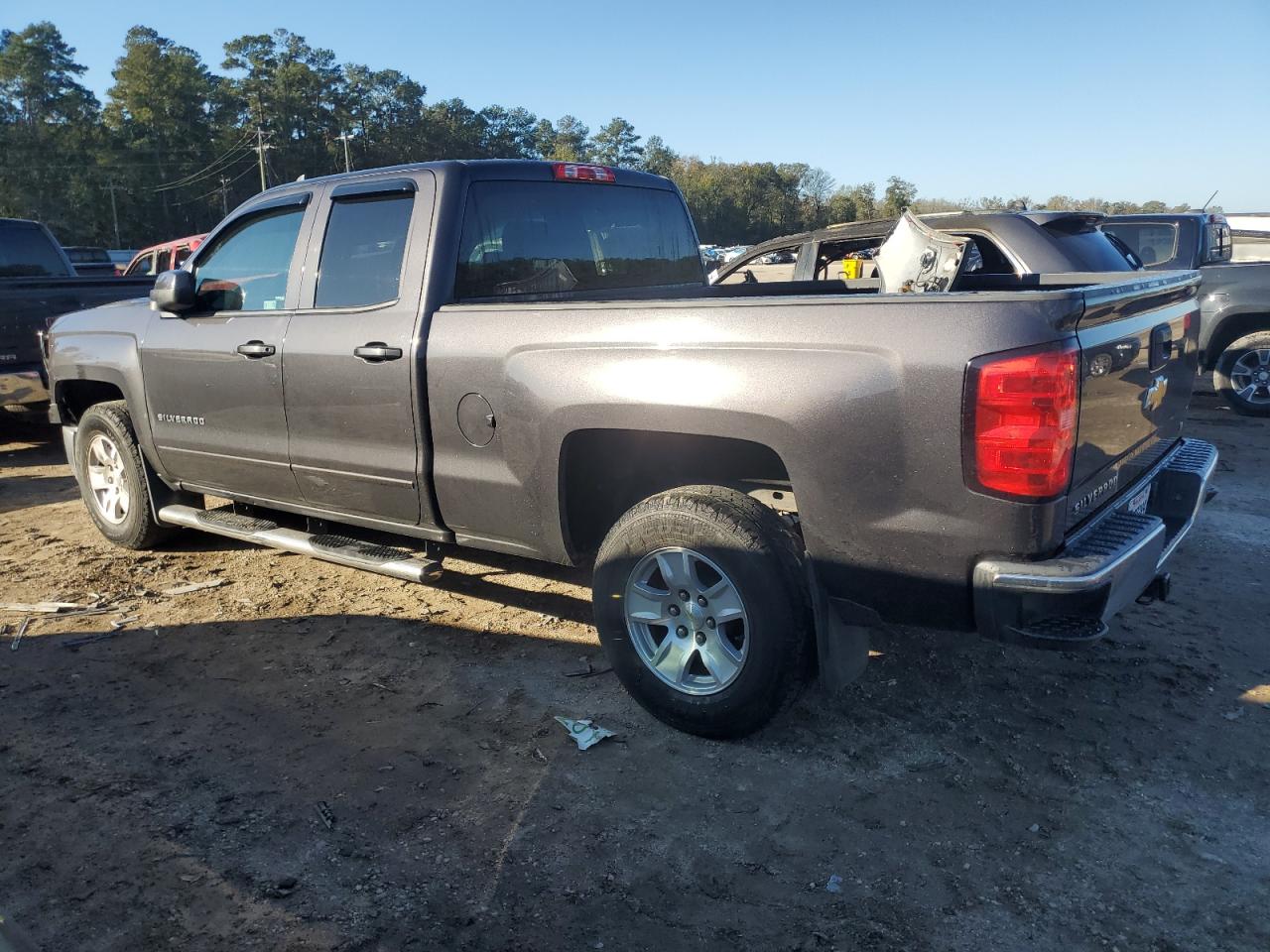 2015 Chevrolet Silverado - Image 2