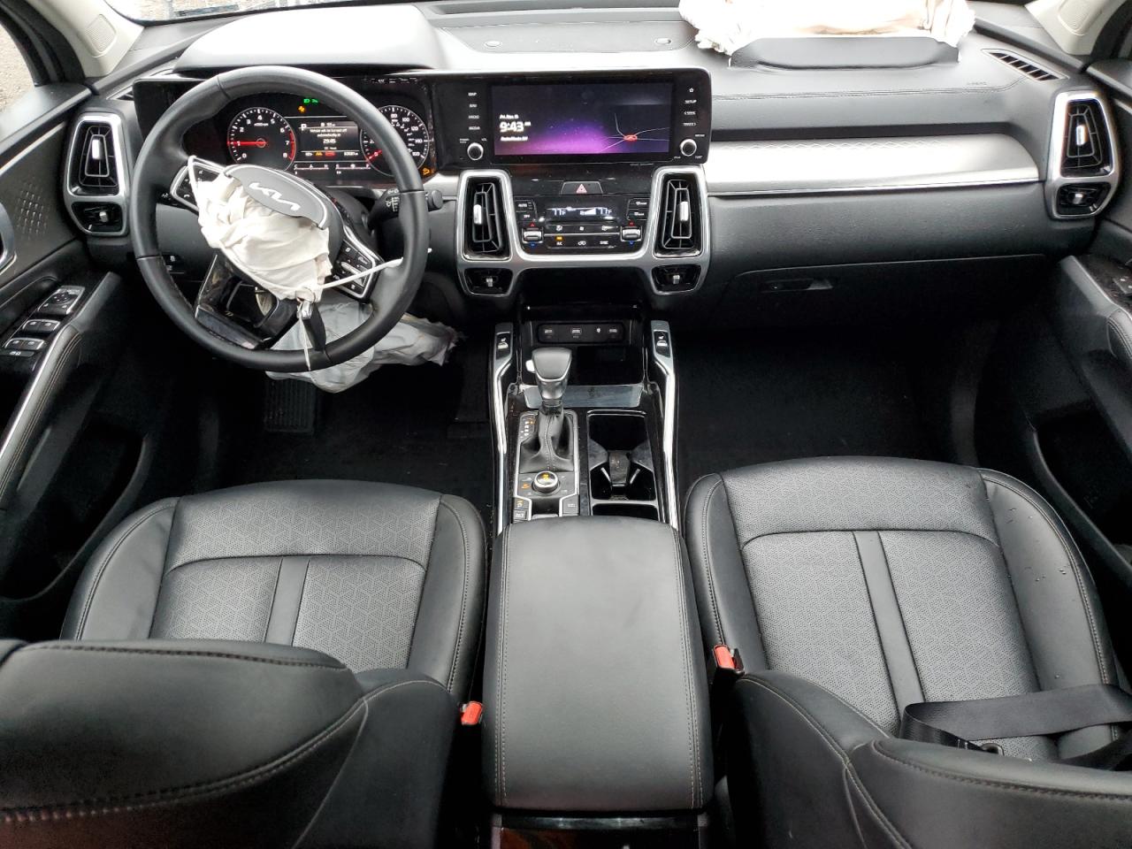 2022 Kia Sorento - Image 8