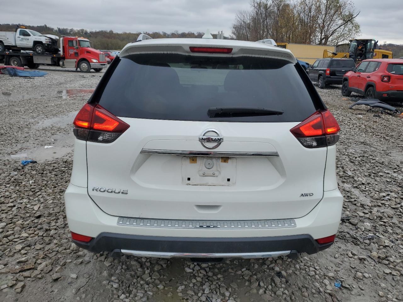 2017 Nissan Rogue Sv VIN: 5N1AT2MV8HC785838 Lot: 80518514