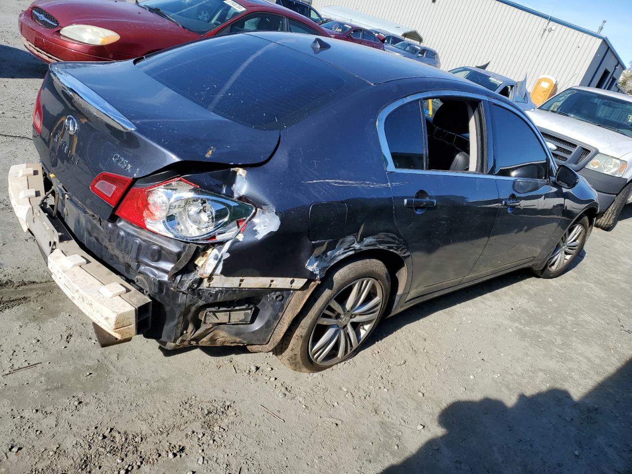 2011 Infiniti G - Image 3