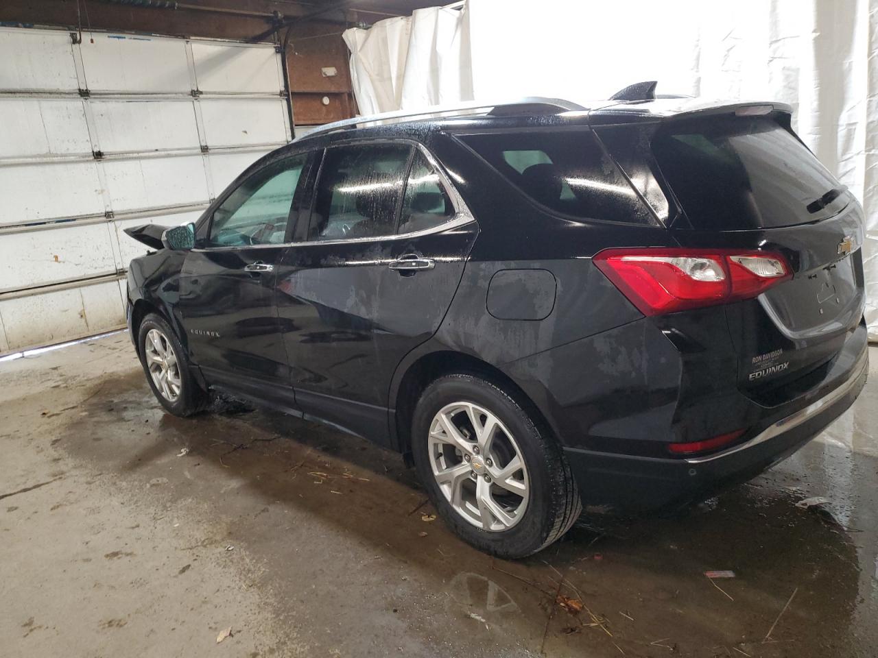 2019 Chevrolet Equinox - Image 2