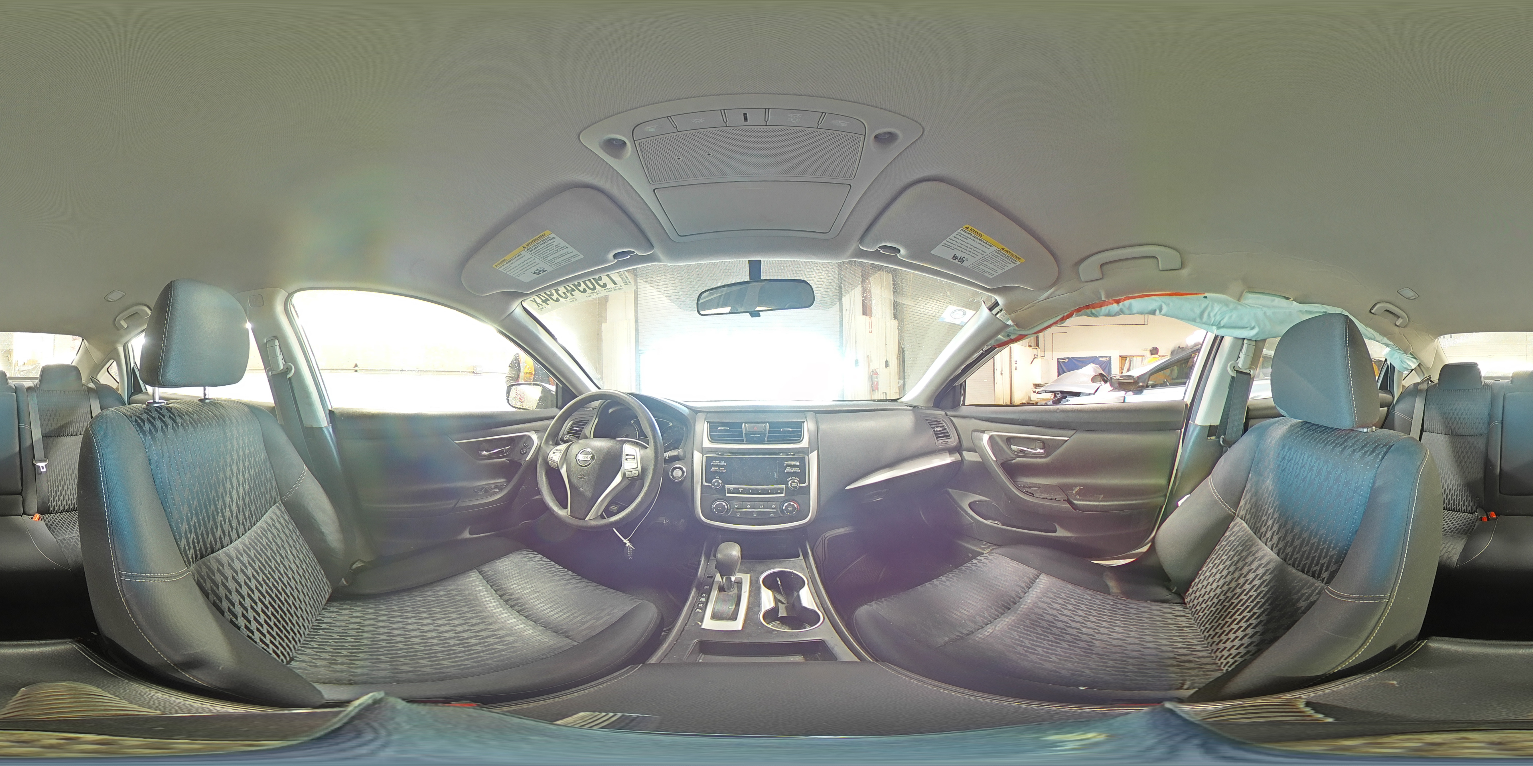 2017 Nissan Altima - Image 15