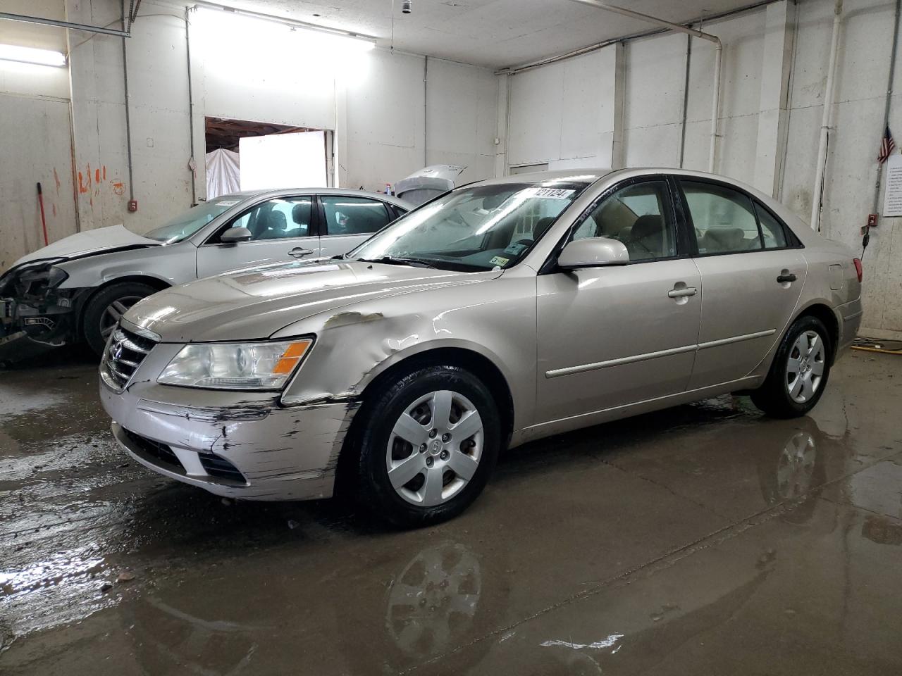 2009 Hyundai Sonata - Image 1