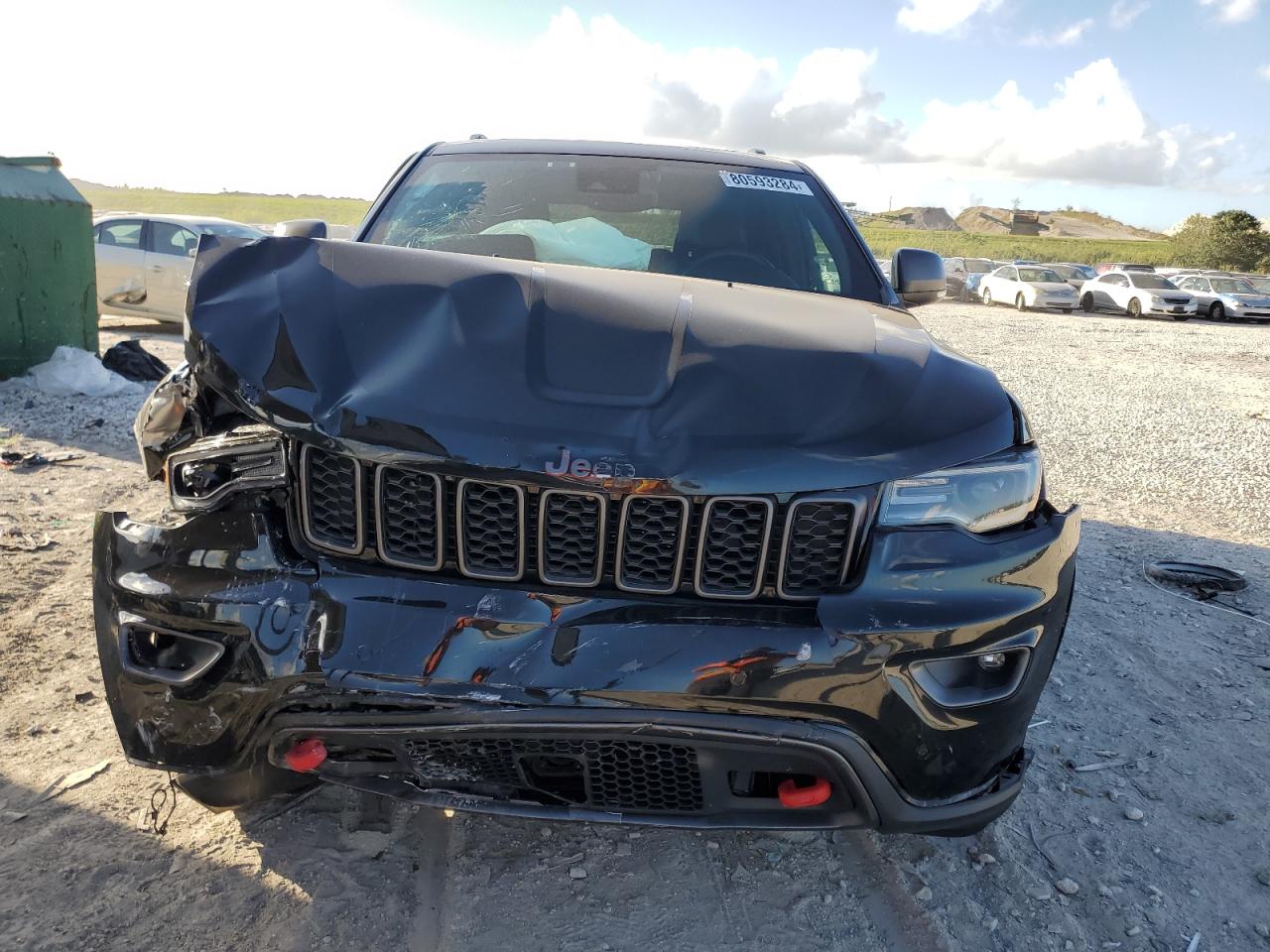 2017 Jeep Grand Cherokee - Image 5
