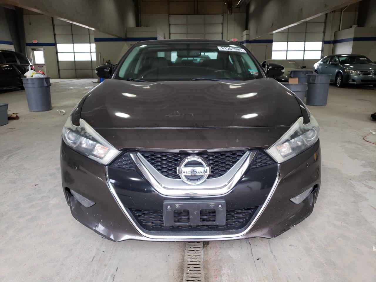 2016 Nissan Maxima - Image 5