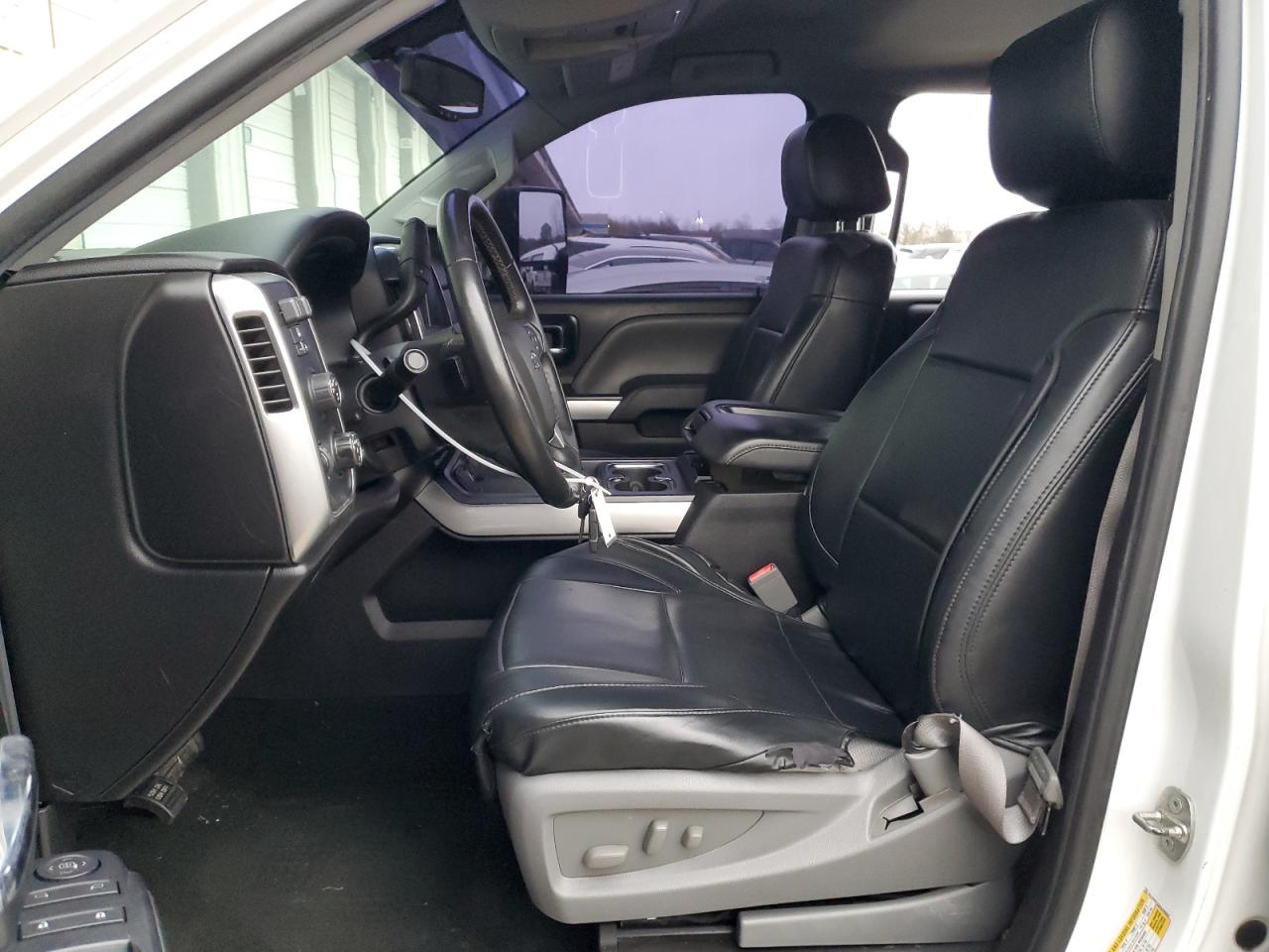 2014 Chevrolet Silverado - Image 7