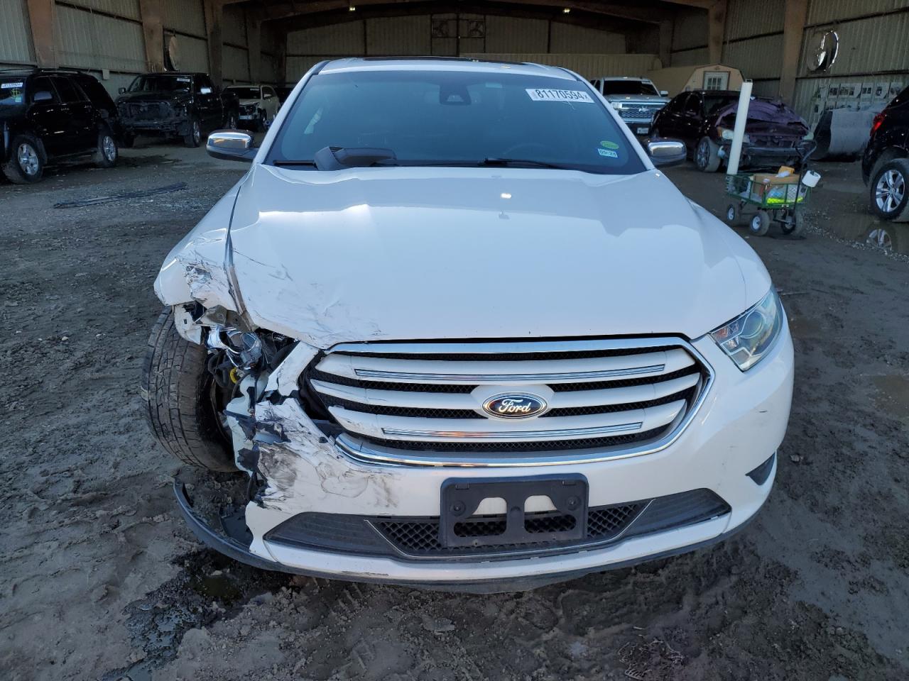 2015 Ford Taurus - Image 5