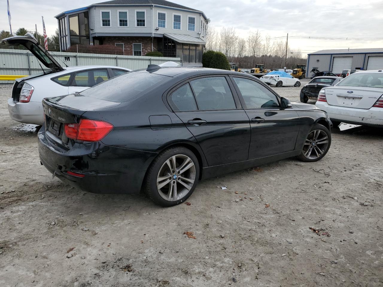 VIN WBA3B5G5XDNP40716 2013 BMW 3 SERIES no.3