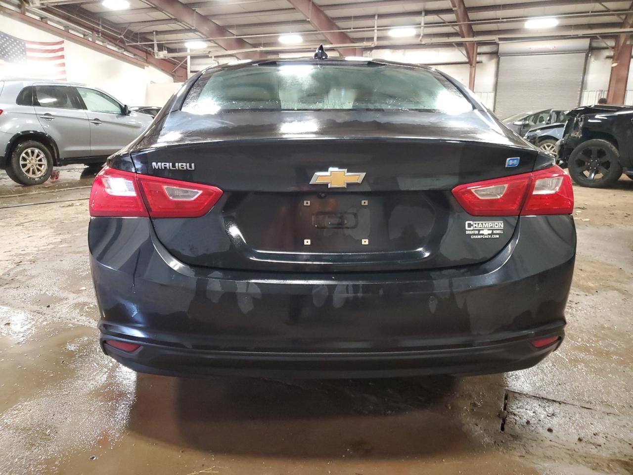 2017 Chevrolet Malibu - Image 6