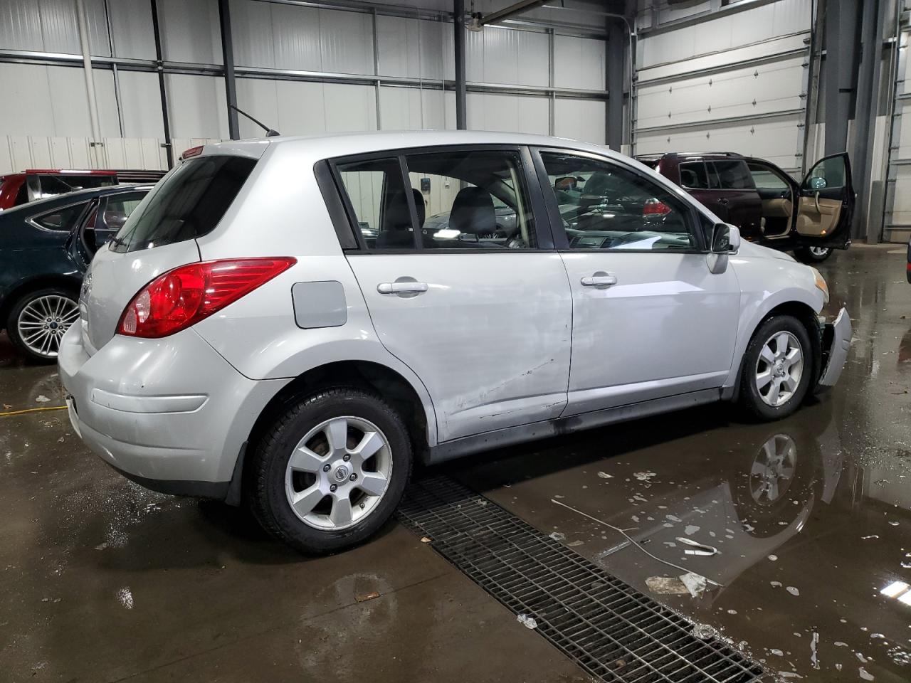 2007 Nissan Versa - Image 3