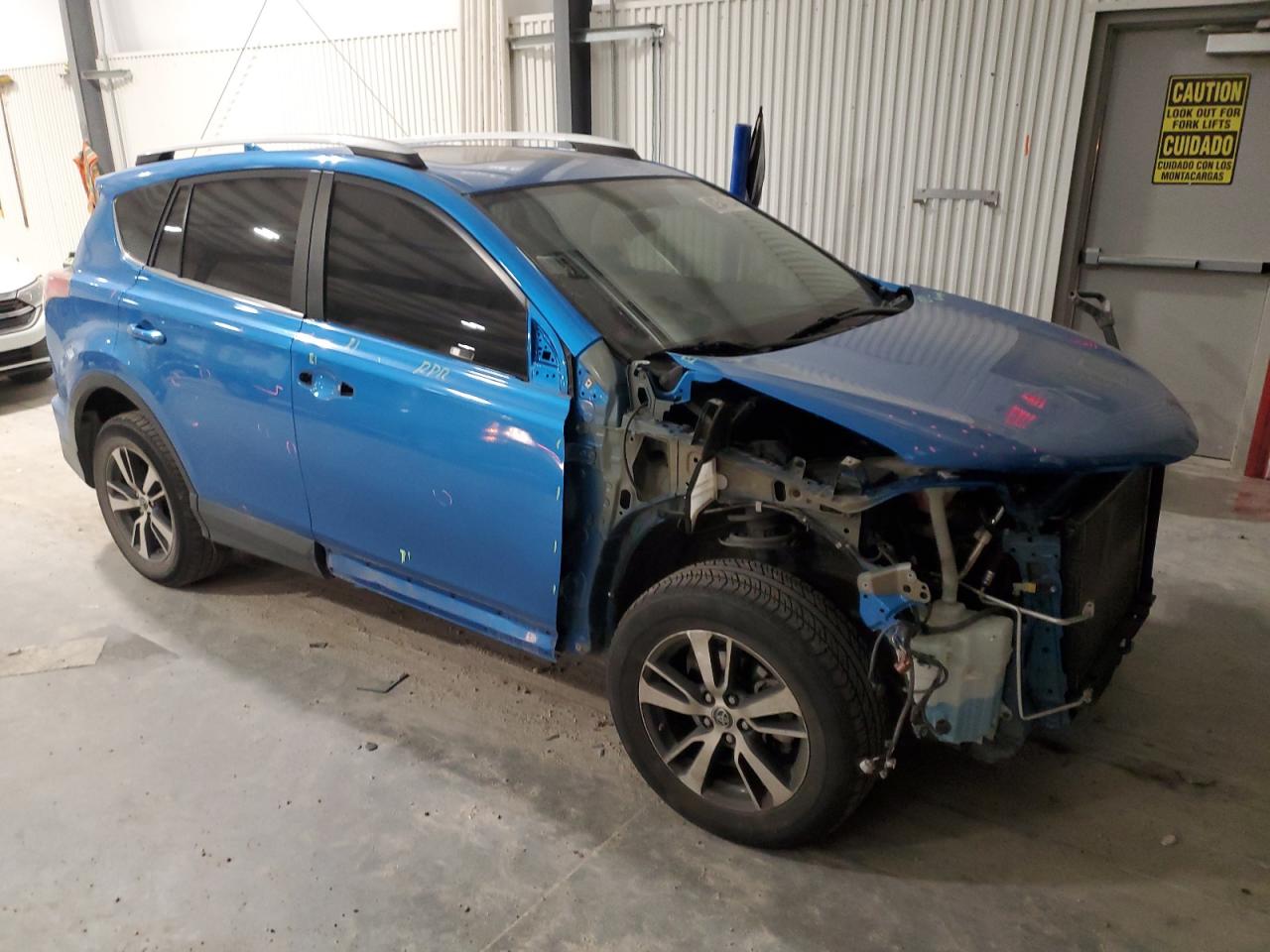 2016 Toyota RAV 4 - Image 4