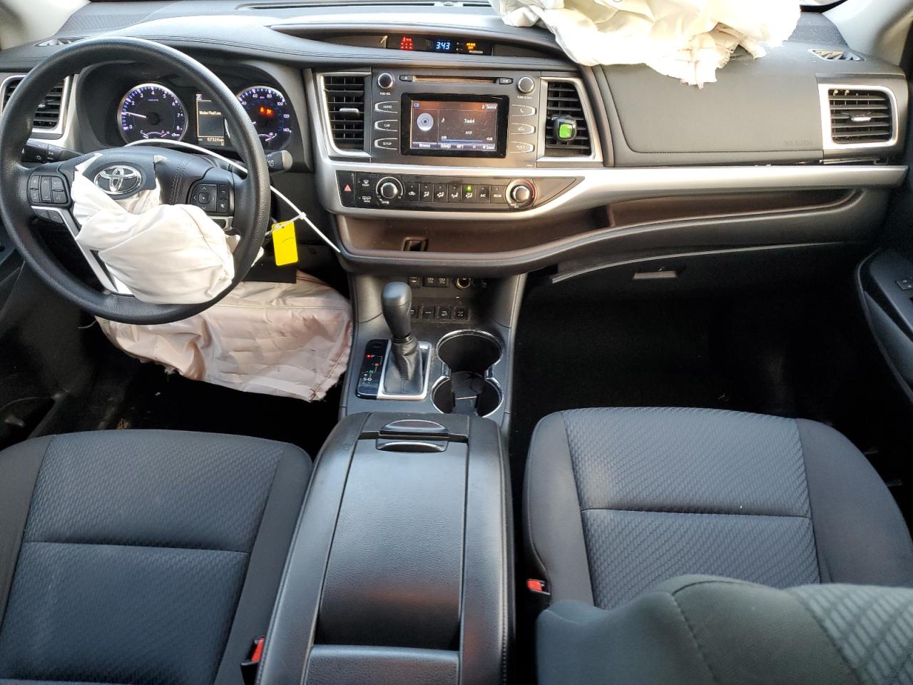 2018 Toyota Highlander - Image 8