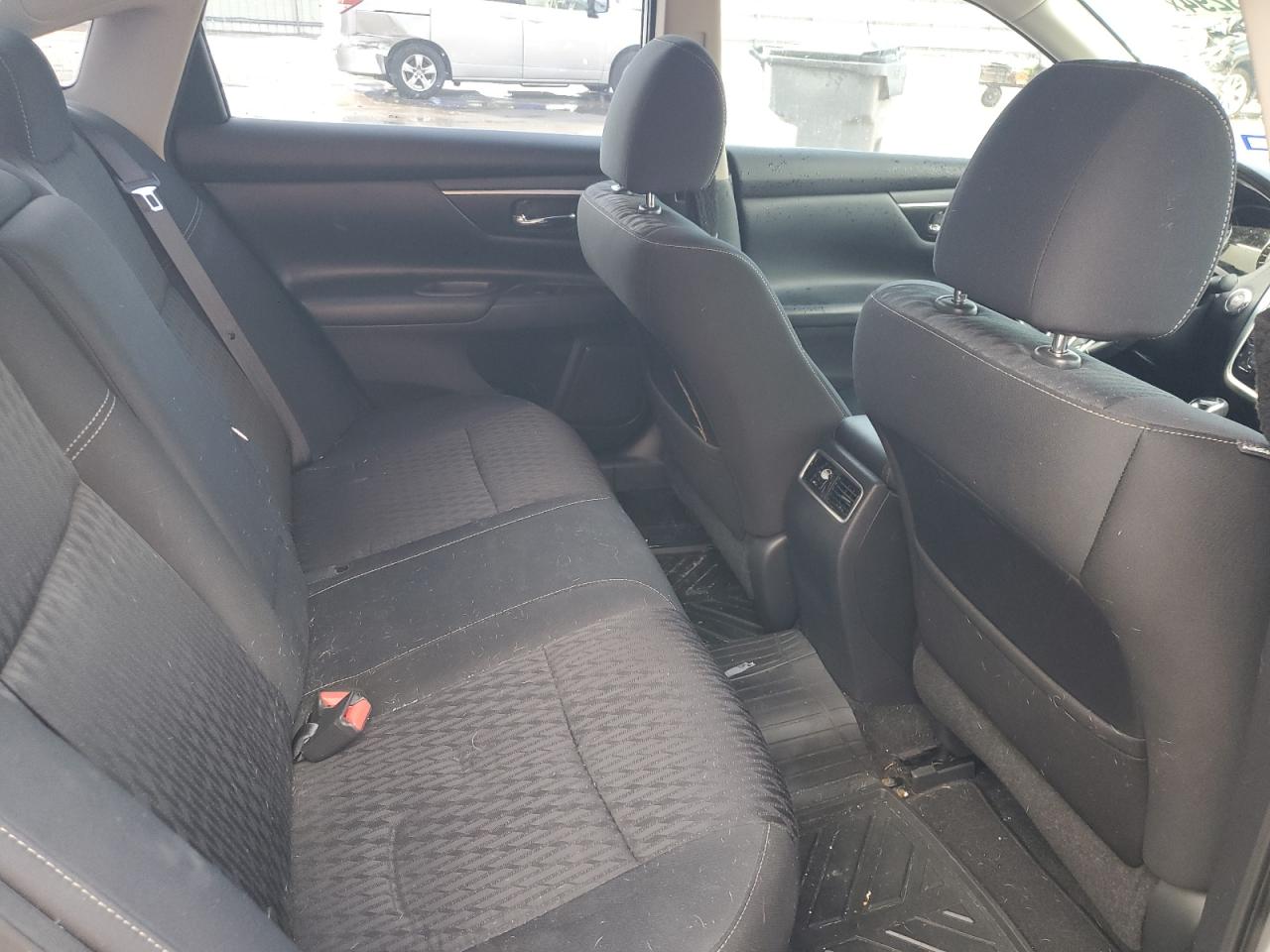 2018 Nissan Altima - Image 10