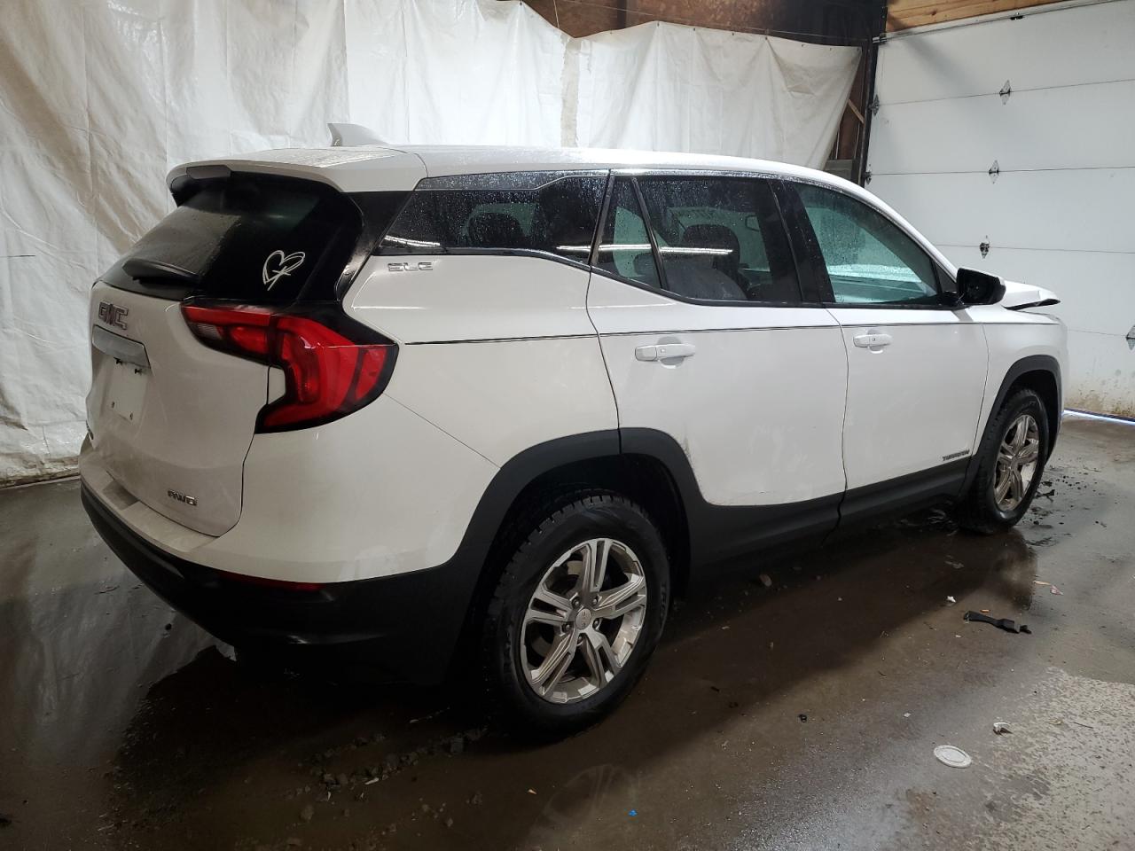 2018 GMC Terrain - Image 3