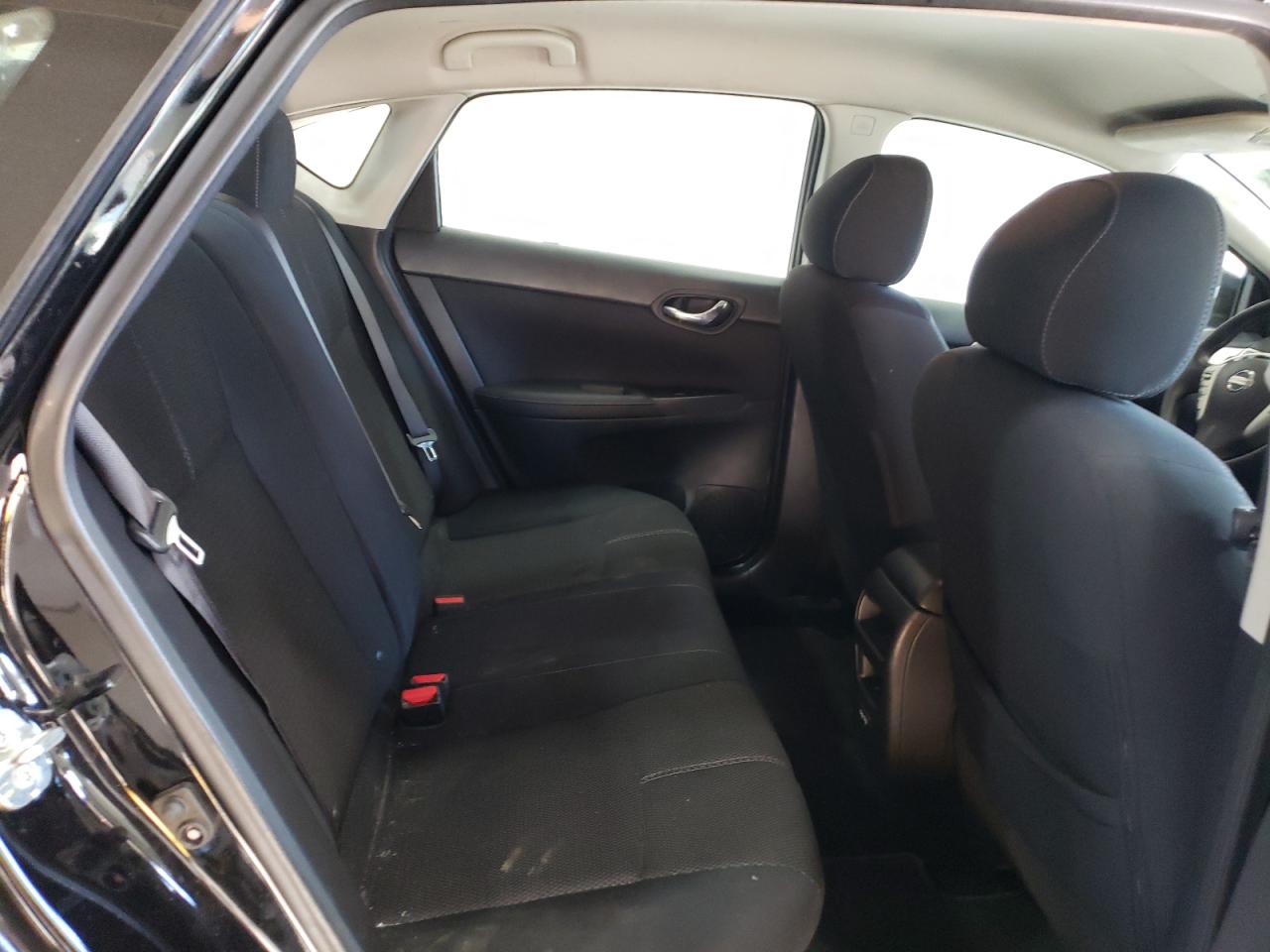 2017 Nissan Sentra - Image 10