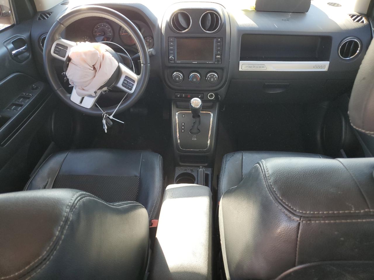 2017 Jeep Compass - Image 8