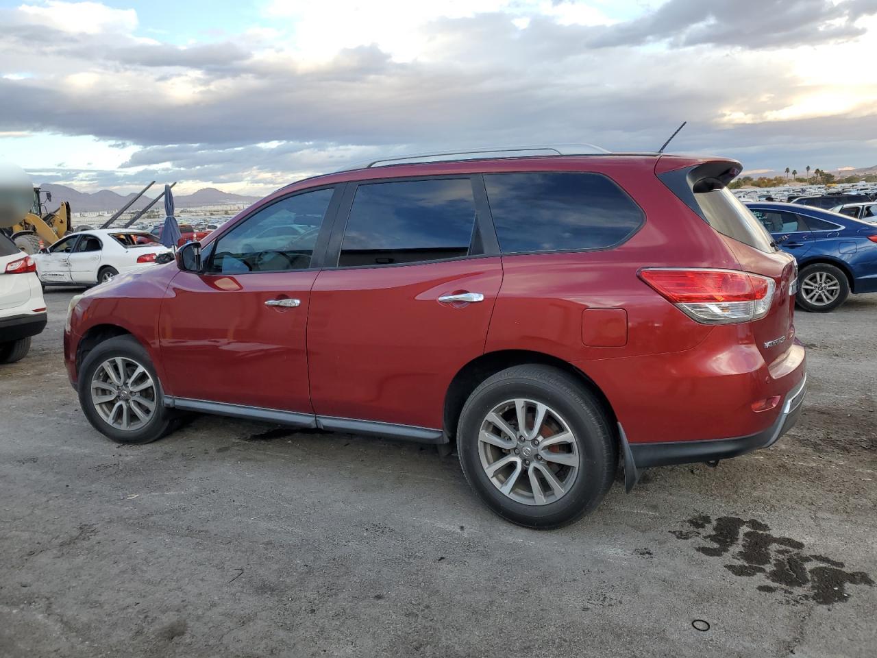 VIN 5N1AR2MN8DC648939 2013 NISSAN PATHFINDER no.2