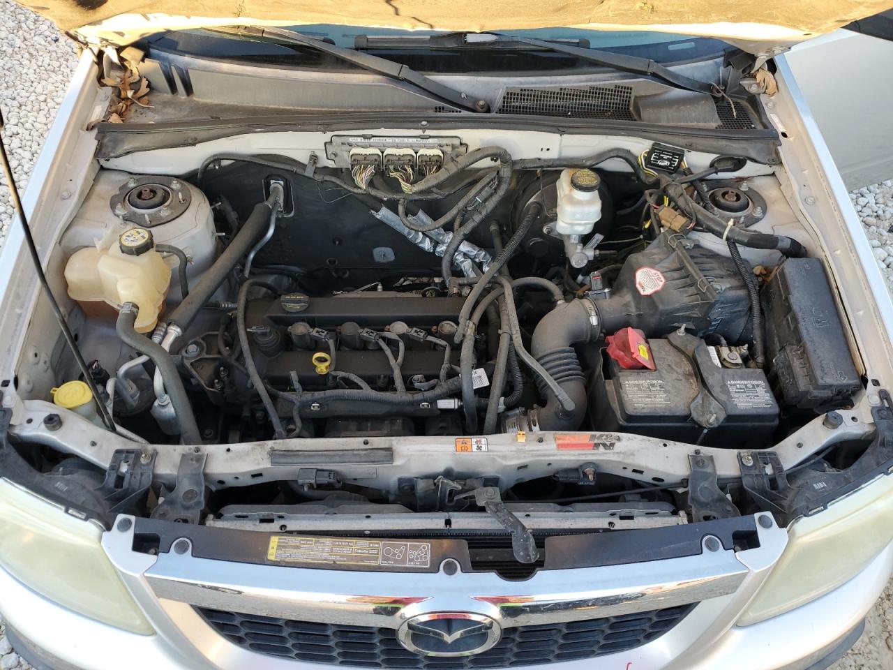 2009 Mazda Tribute - Image 12