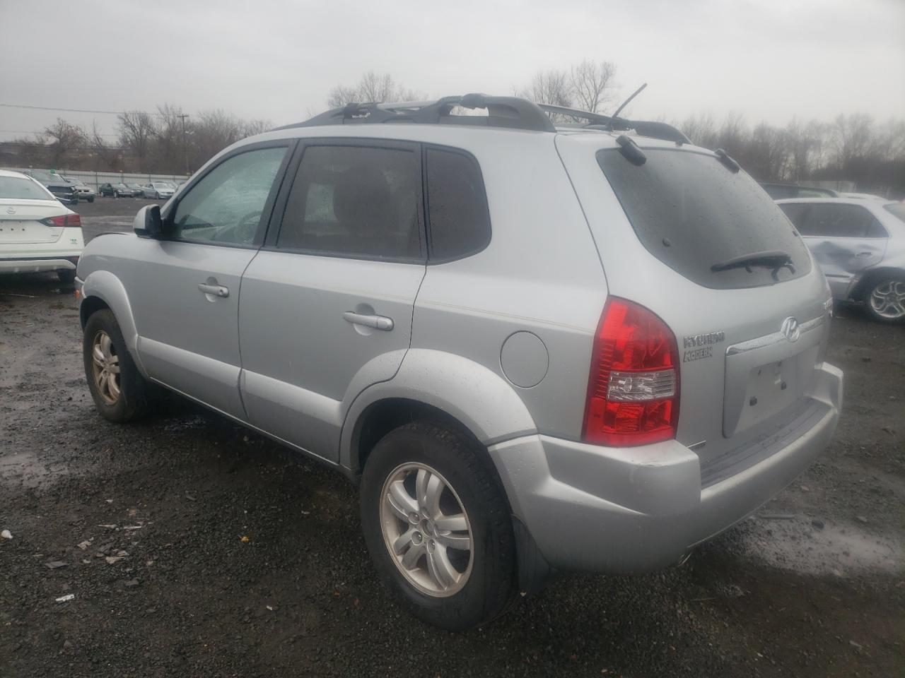 2008 Hyundai Tucson - Image 2
