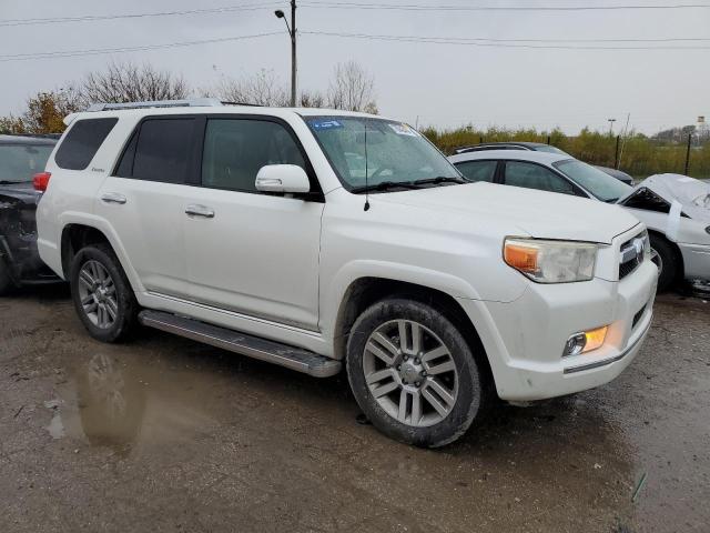 2011 TOYOTA 4RUNNER SR5