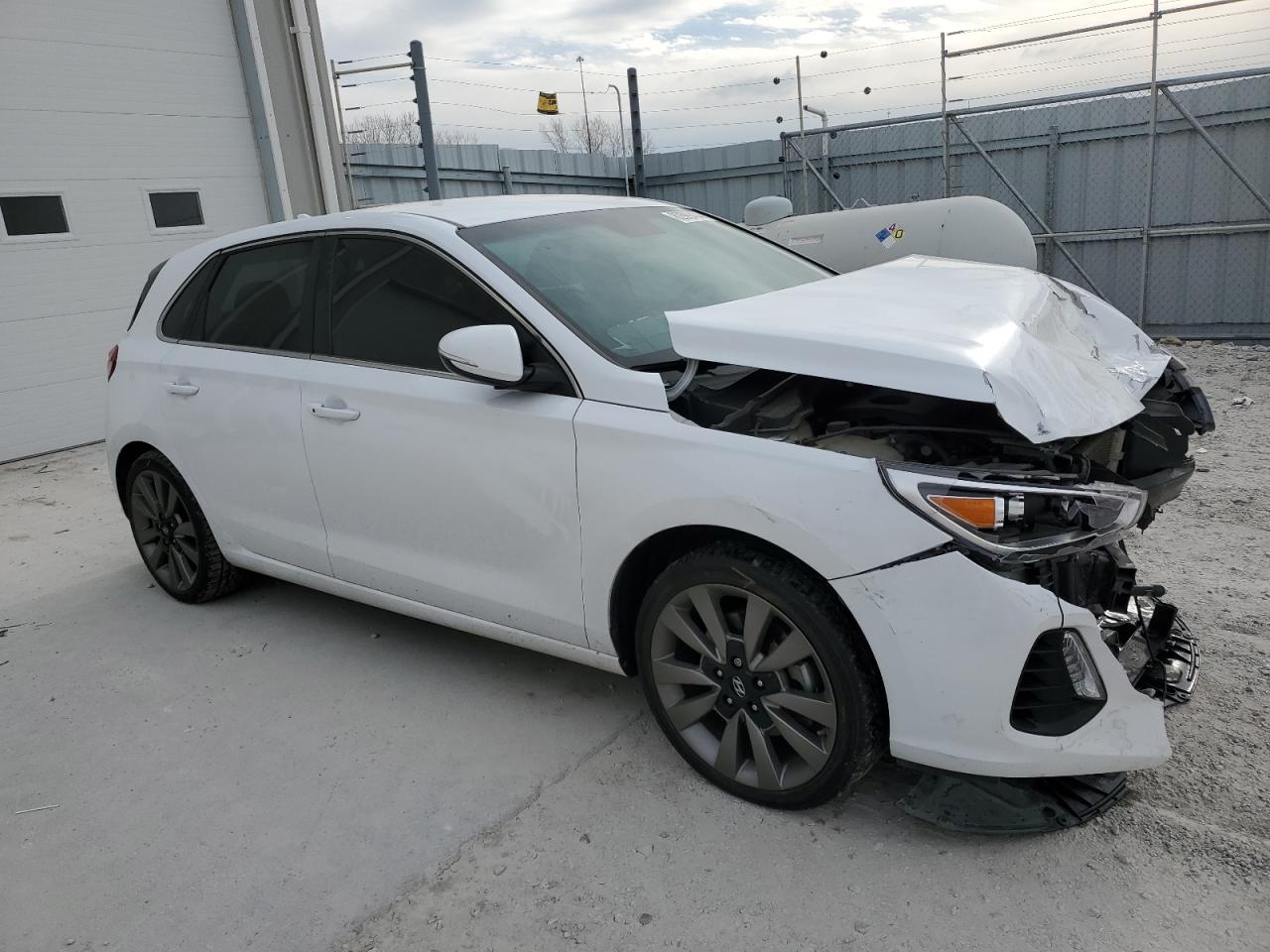 2018 Hyundai Elantra - Image 4