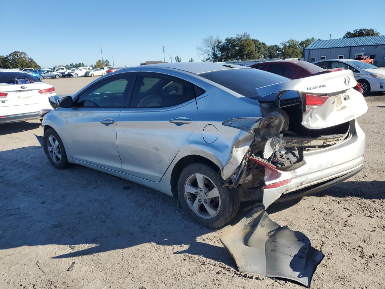 2015 Hyundai Elantra - Image 2