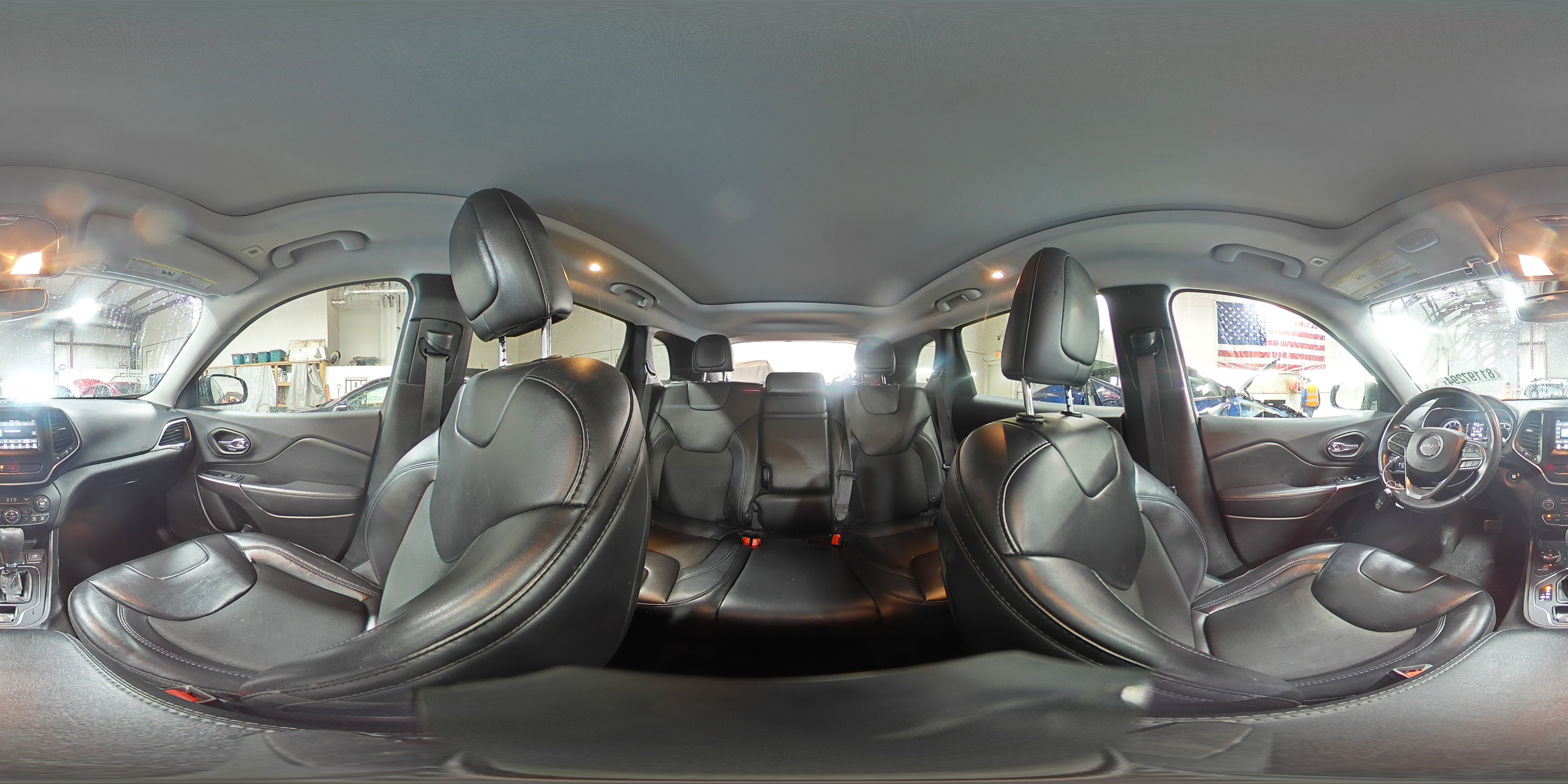 2019 Jeep Grand Cherokee - Image 15