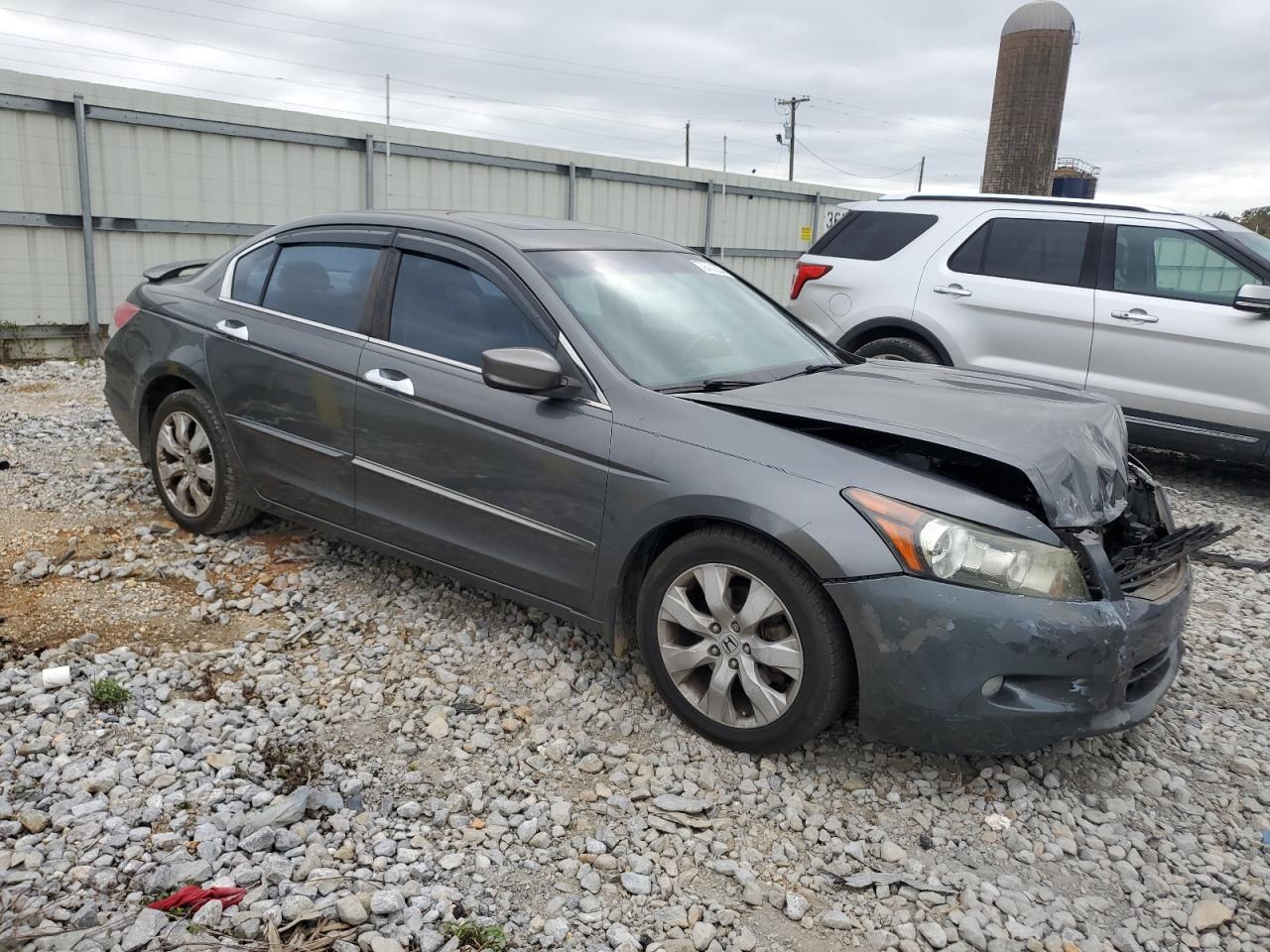 2010 Honda Accord - Image 4