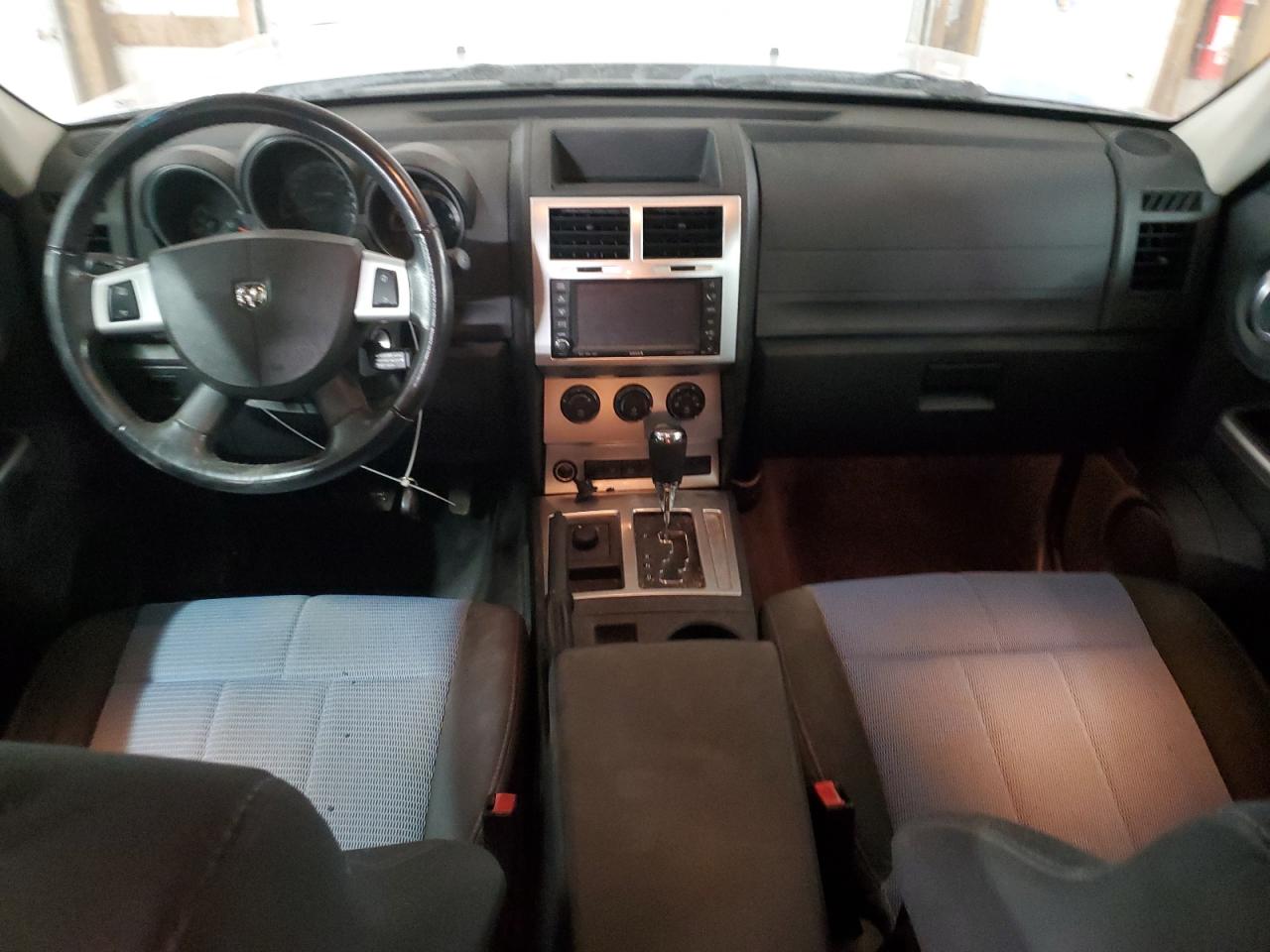2009 Dodge Nitro - Image 8