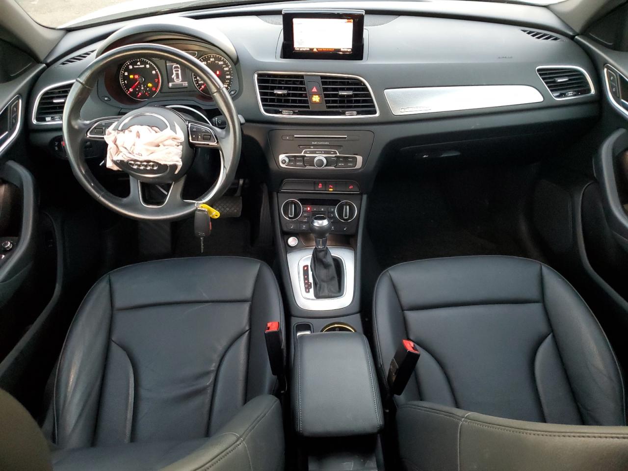2016 Audi Q3 - Image 8
