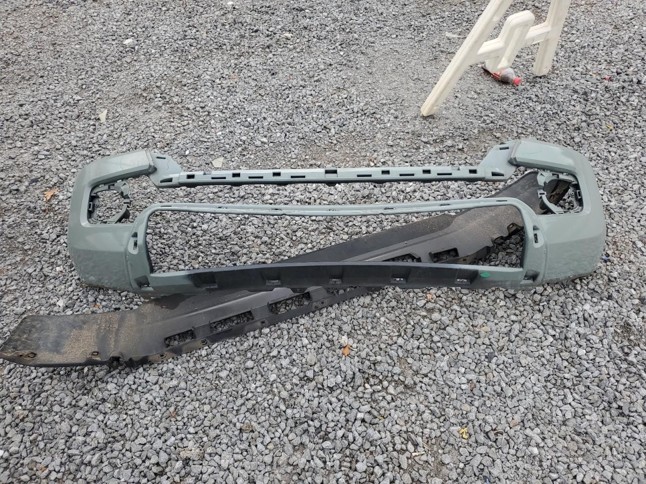 2022 Toyota Tacoma - Image 12