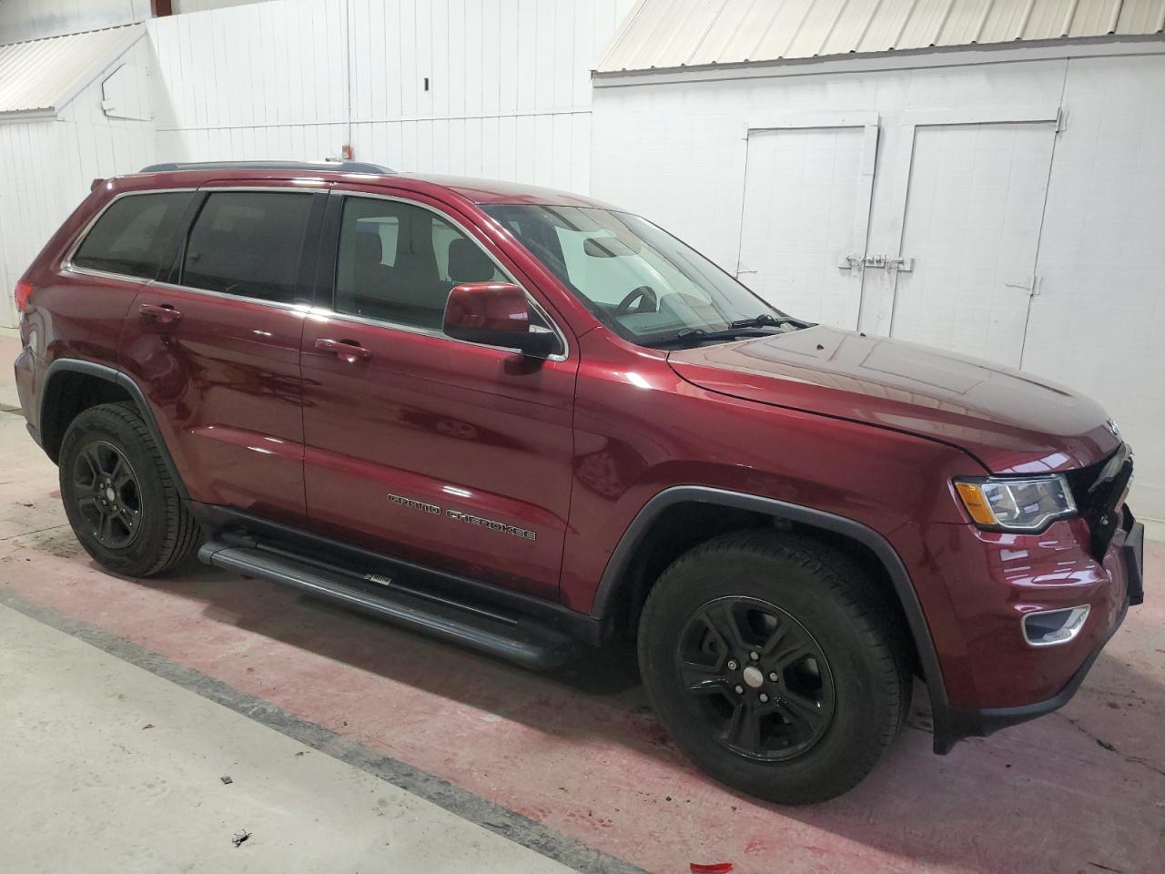 2017 Jeep Grand Cherokee - Image 4