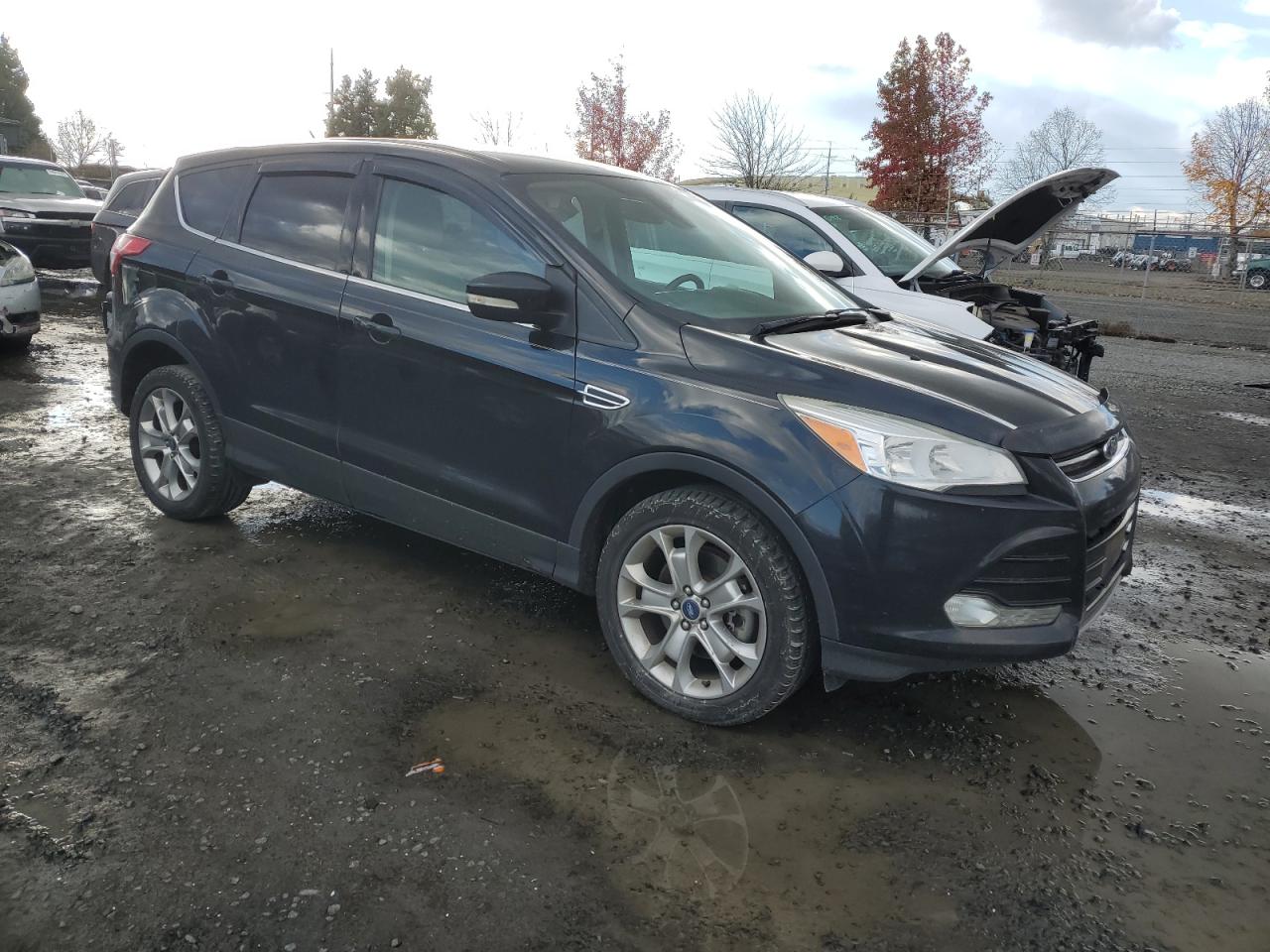 VIN 1FMCU9H92DUC88543 2013 FORD ESCAPE no.4