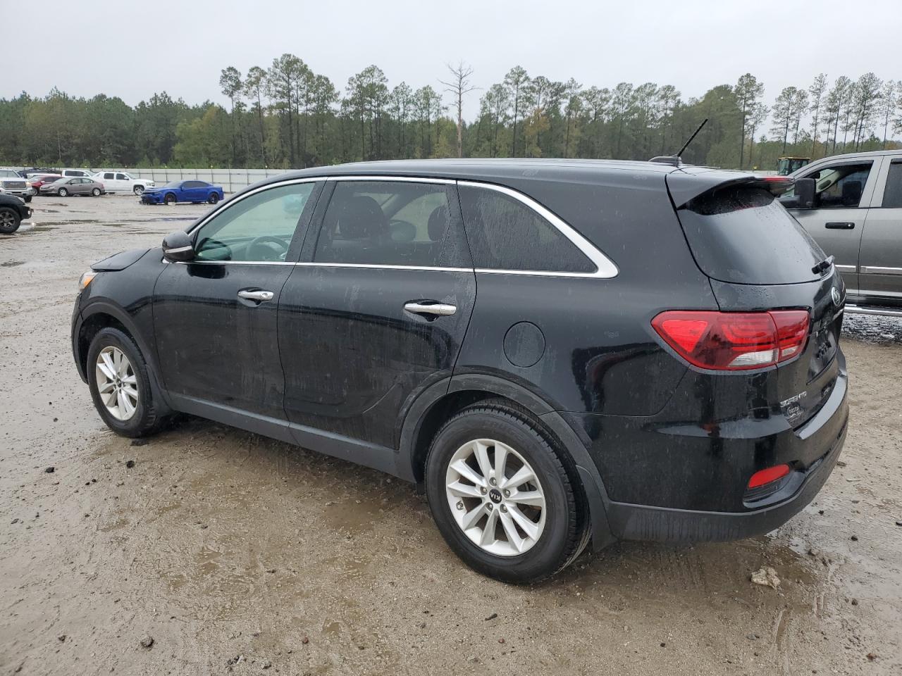 2019 Kia Sorento - Image 2