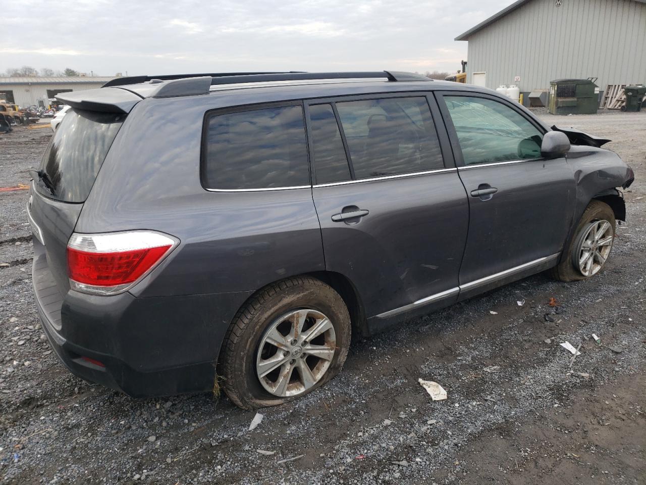 2011 Toyota Highlander - Image 3