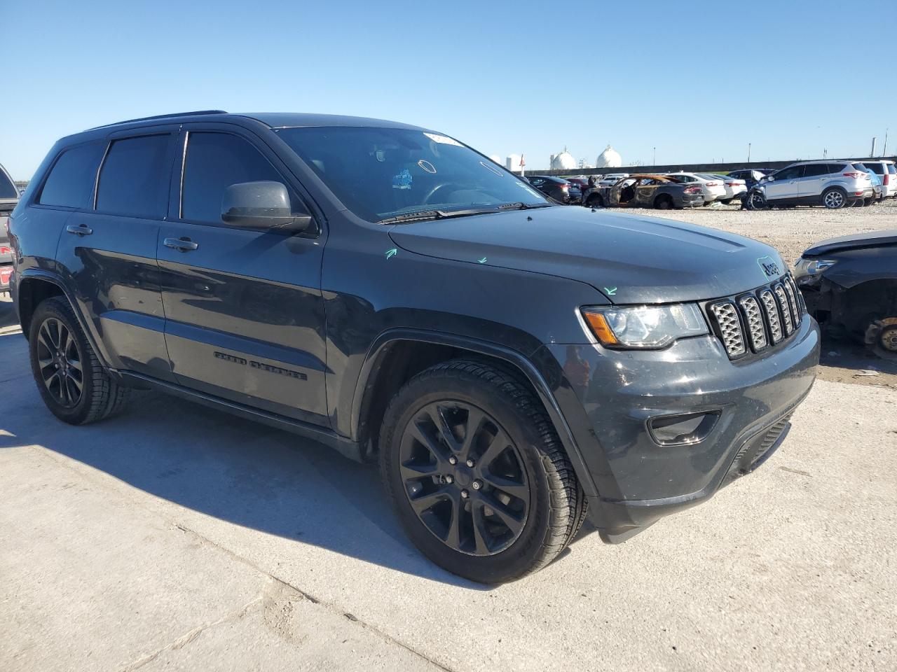 2018 Jeep Grand Cherokee - Image 4