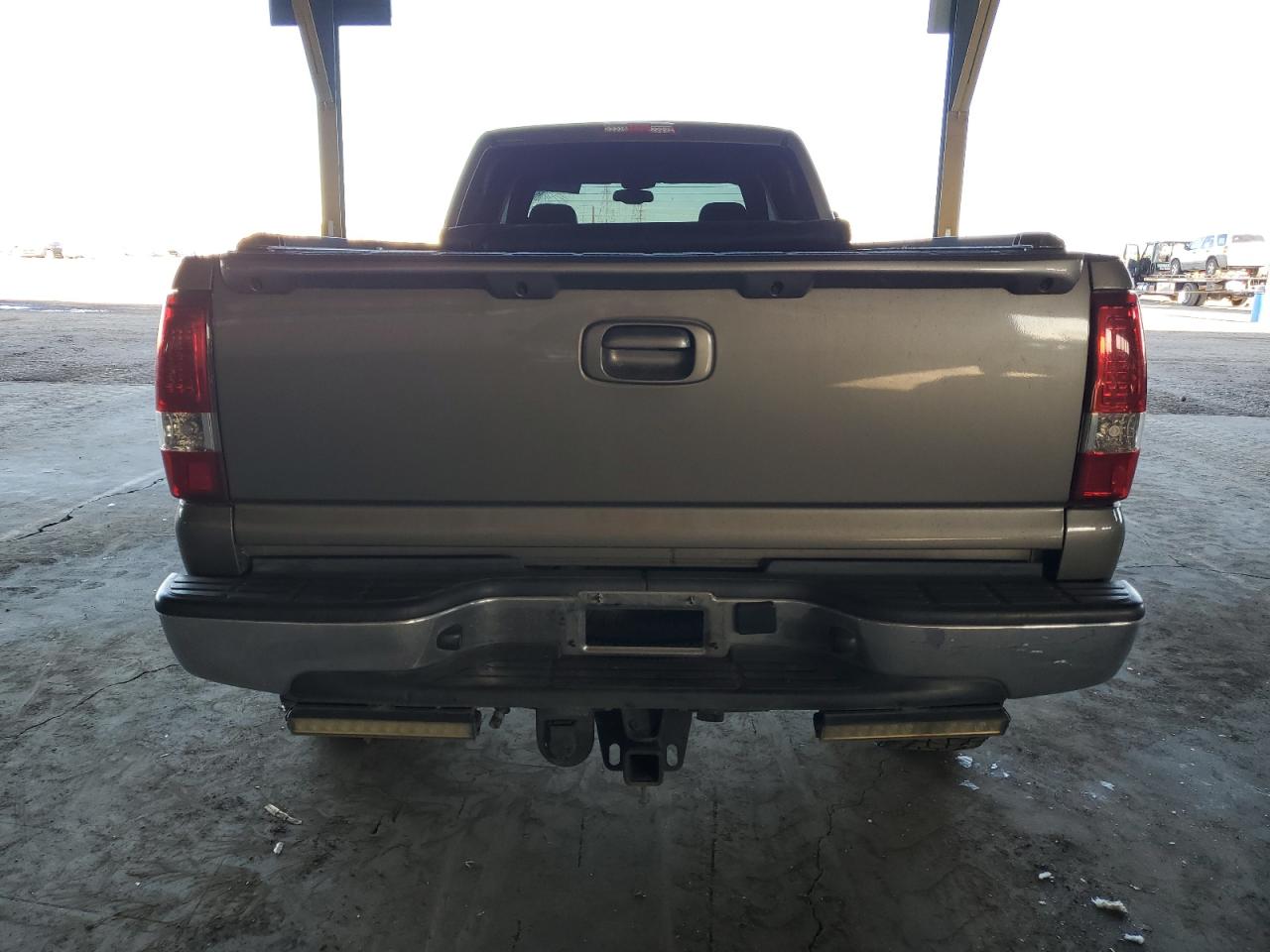 2006 Chevrolet Silverado - Image 6