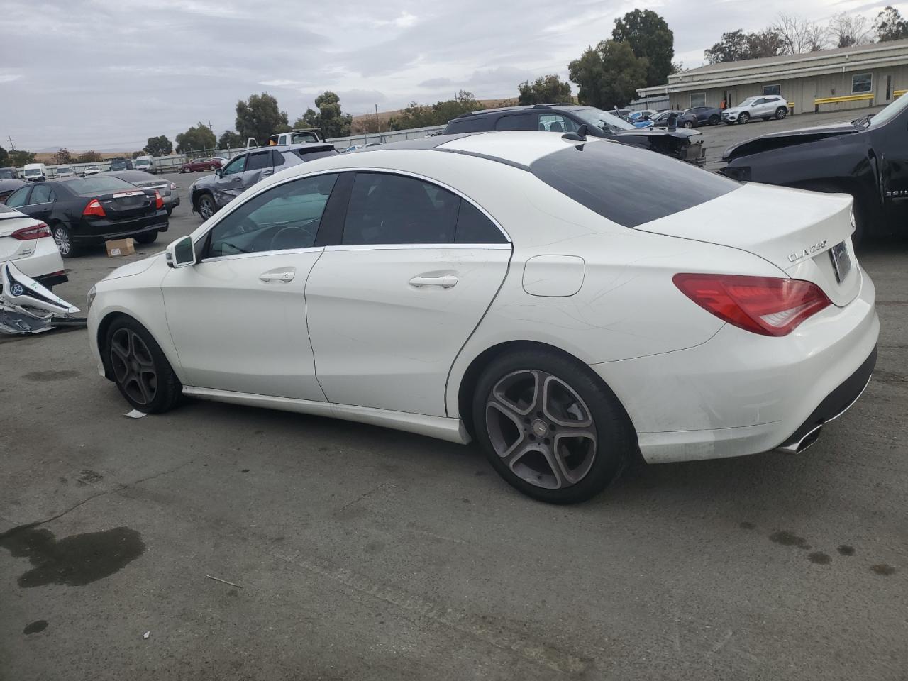 VIN WDDSJ4EB0EN119013 2014 MERCEDES-BENZ CLA-CLASS no.2