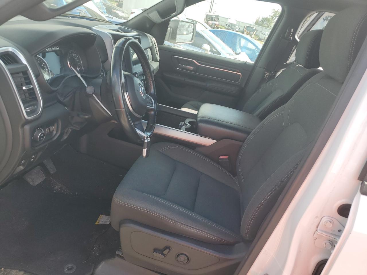 2019 RAM 1500 - Image 7