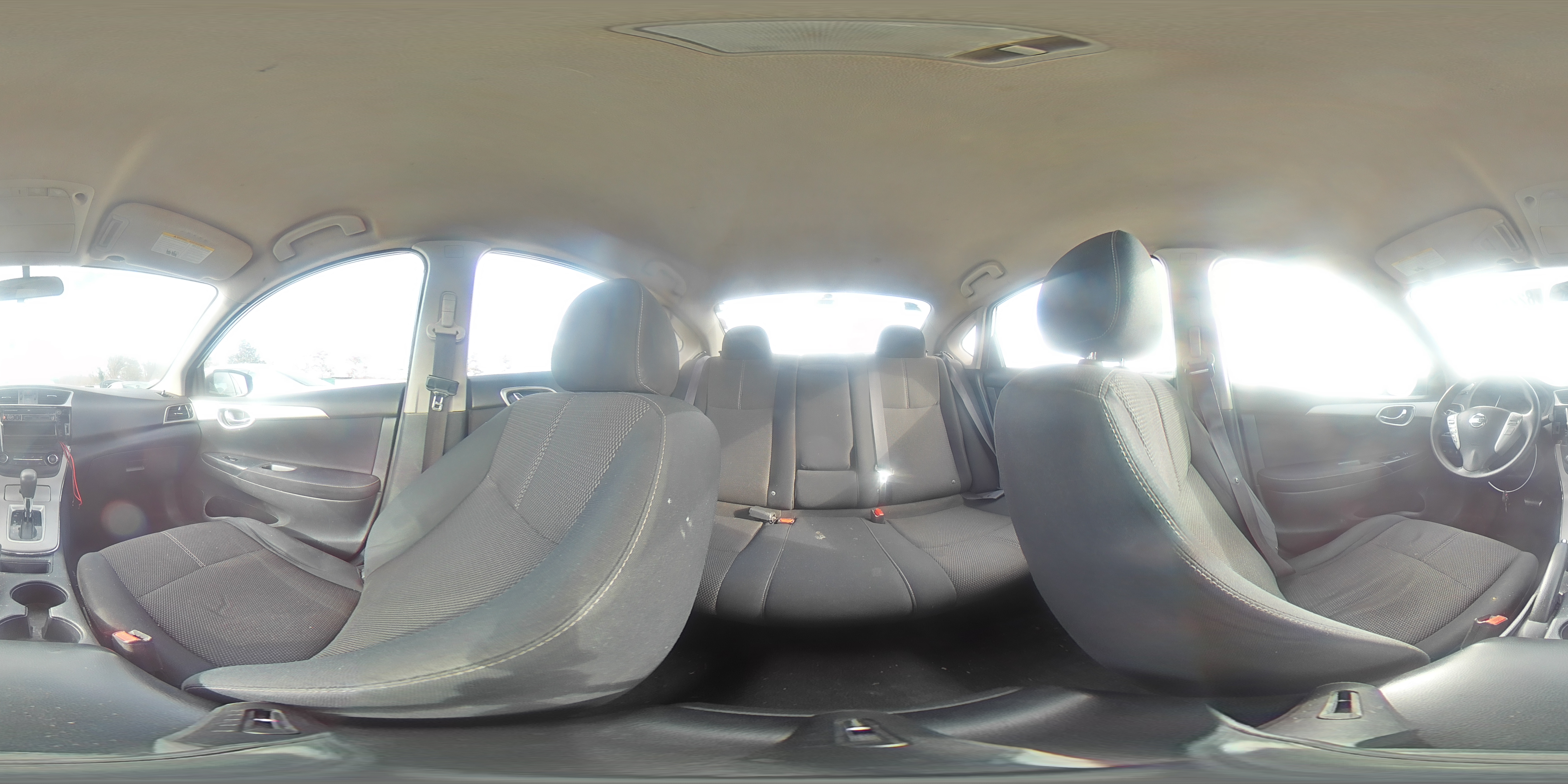 2015 Nissan Sentra - Image 14