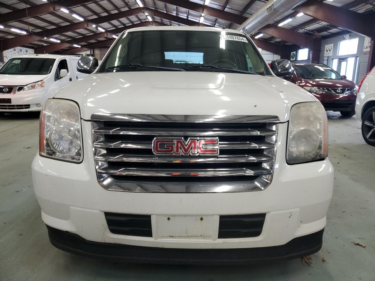 2009 GMC Yukon - Image 5