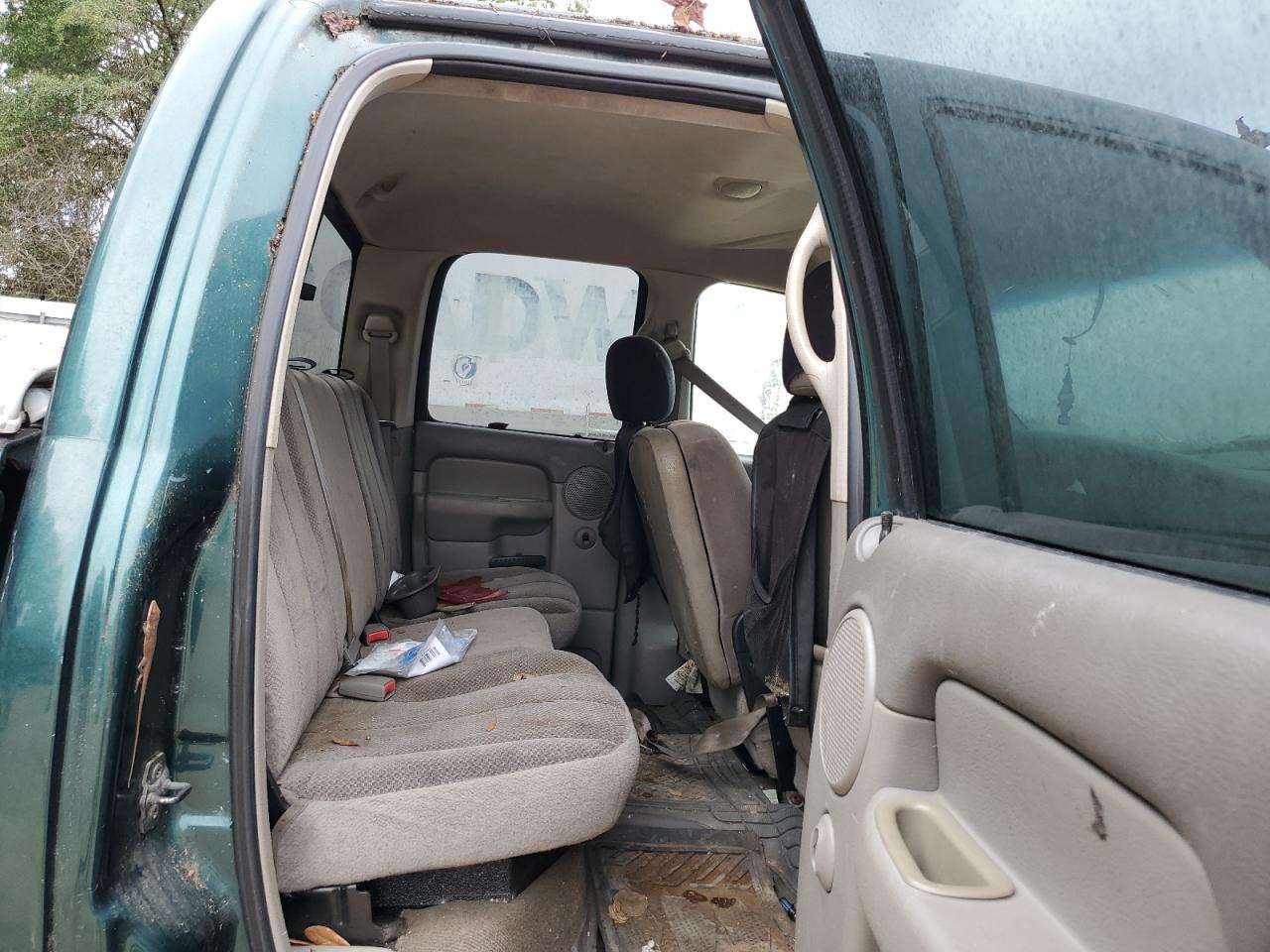 2002 Dodge RAM - Image 10