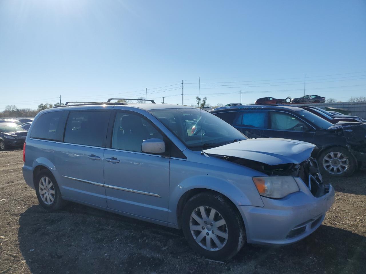 2012 Chrysler Town & Country - Image 4