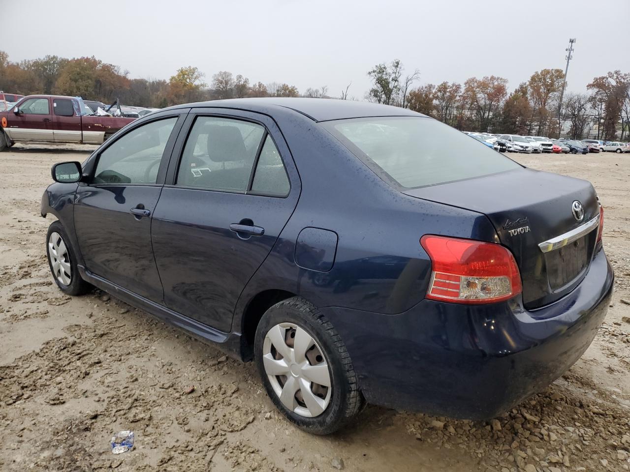 2007 Toyota Yaris - Image 2