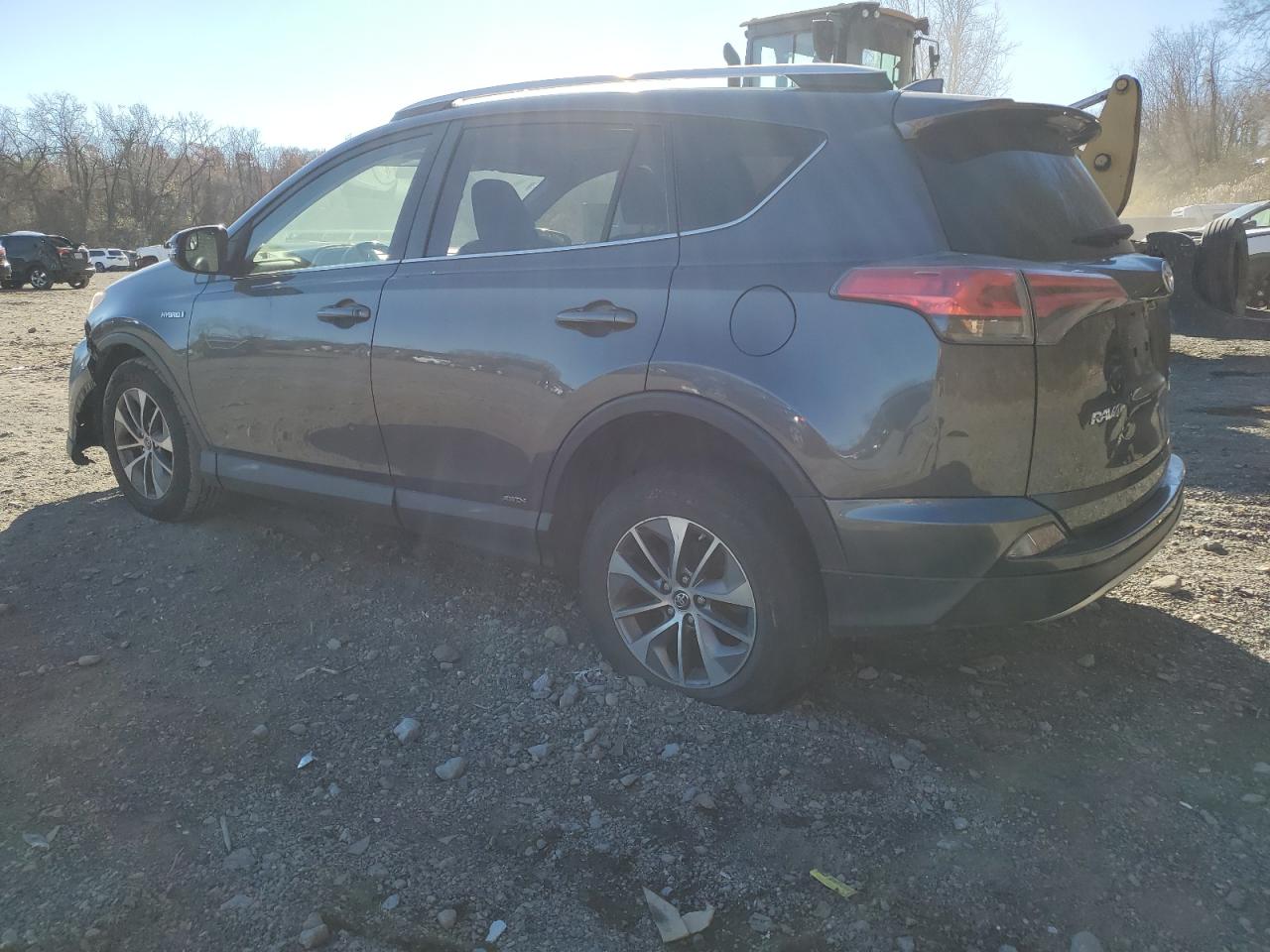 2016 Toyota RAV 4 - Image 2